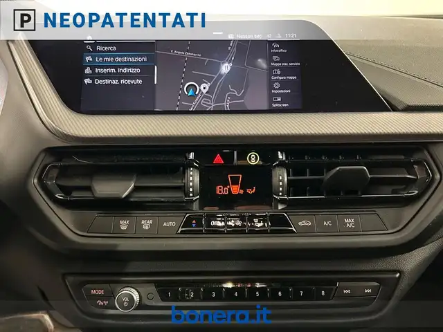 BMW 1 Series view 22