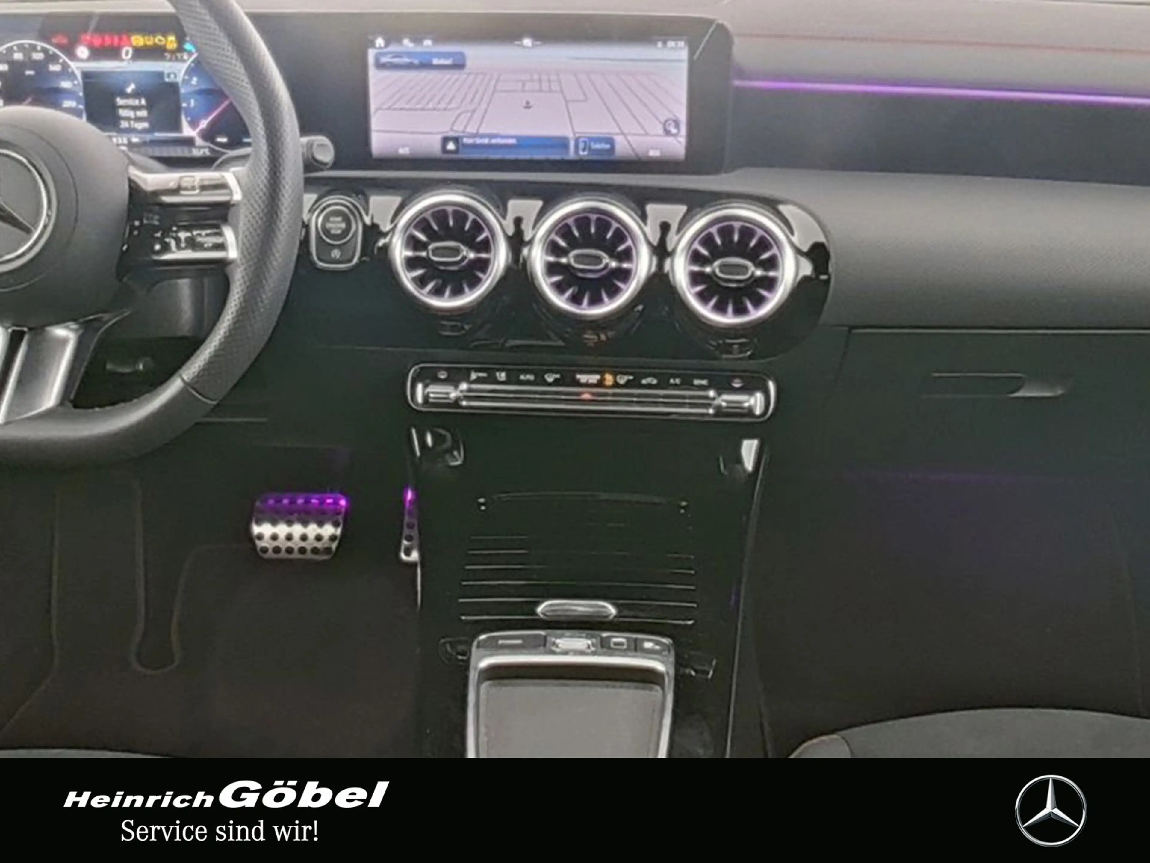Mercedes-Benz CLA 200 AMG MULTIBEAM+PANO+NIGHT+19ZOLL+CARPLAY — photo 6