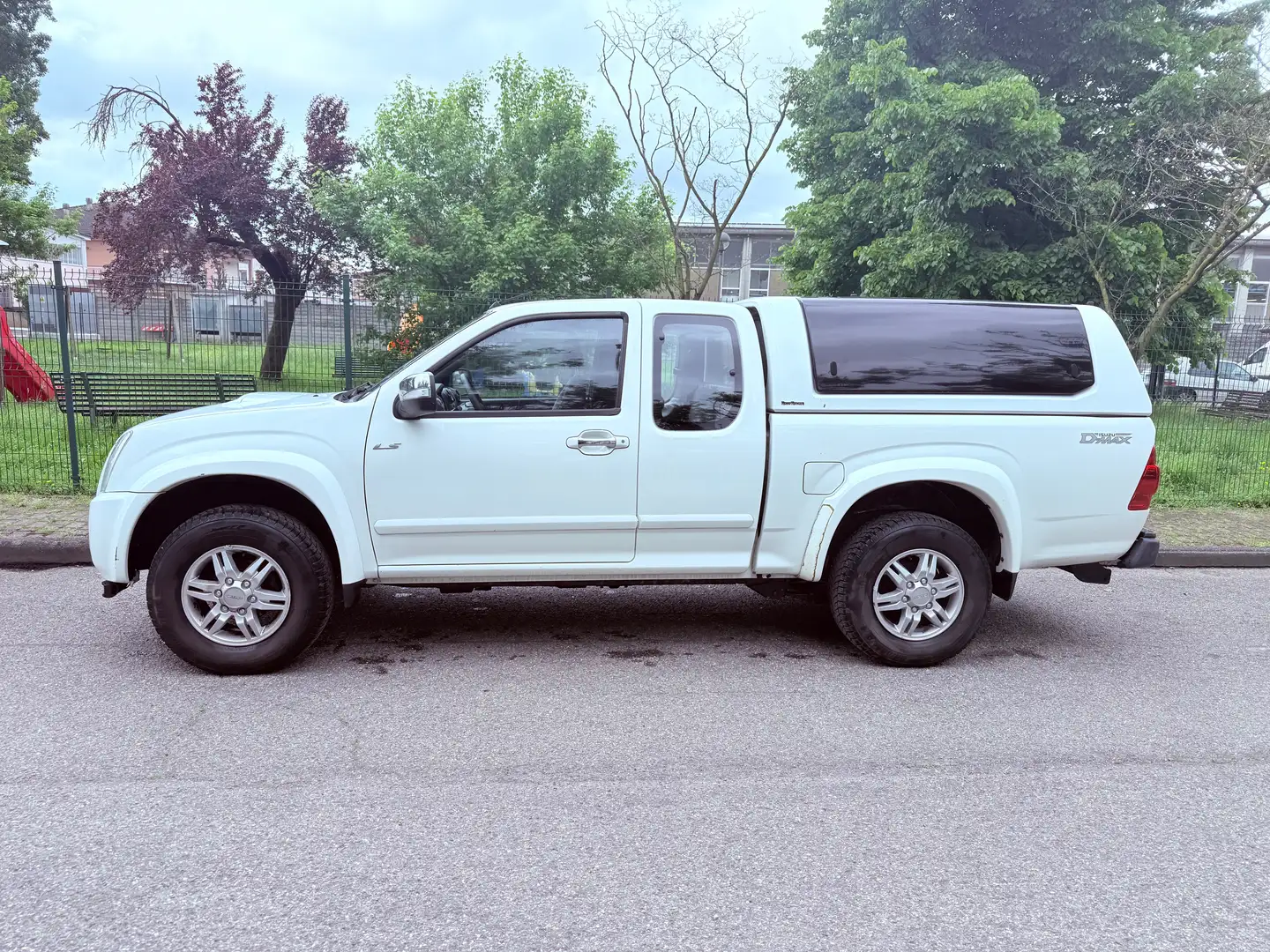 Isuzu D-Max 3.0 td 4x4 - UNICO PROPRIETARIOOO OK PERMUTE Blanc - 2
