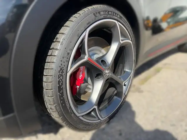 Alfa Romeo Junior view 13