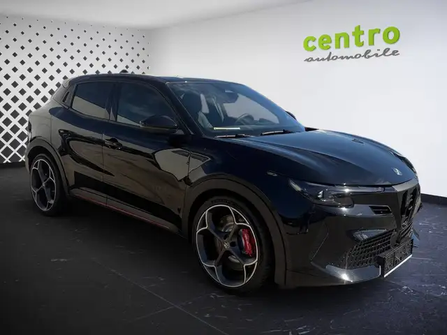 Alfa Romeo Junior view 3