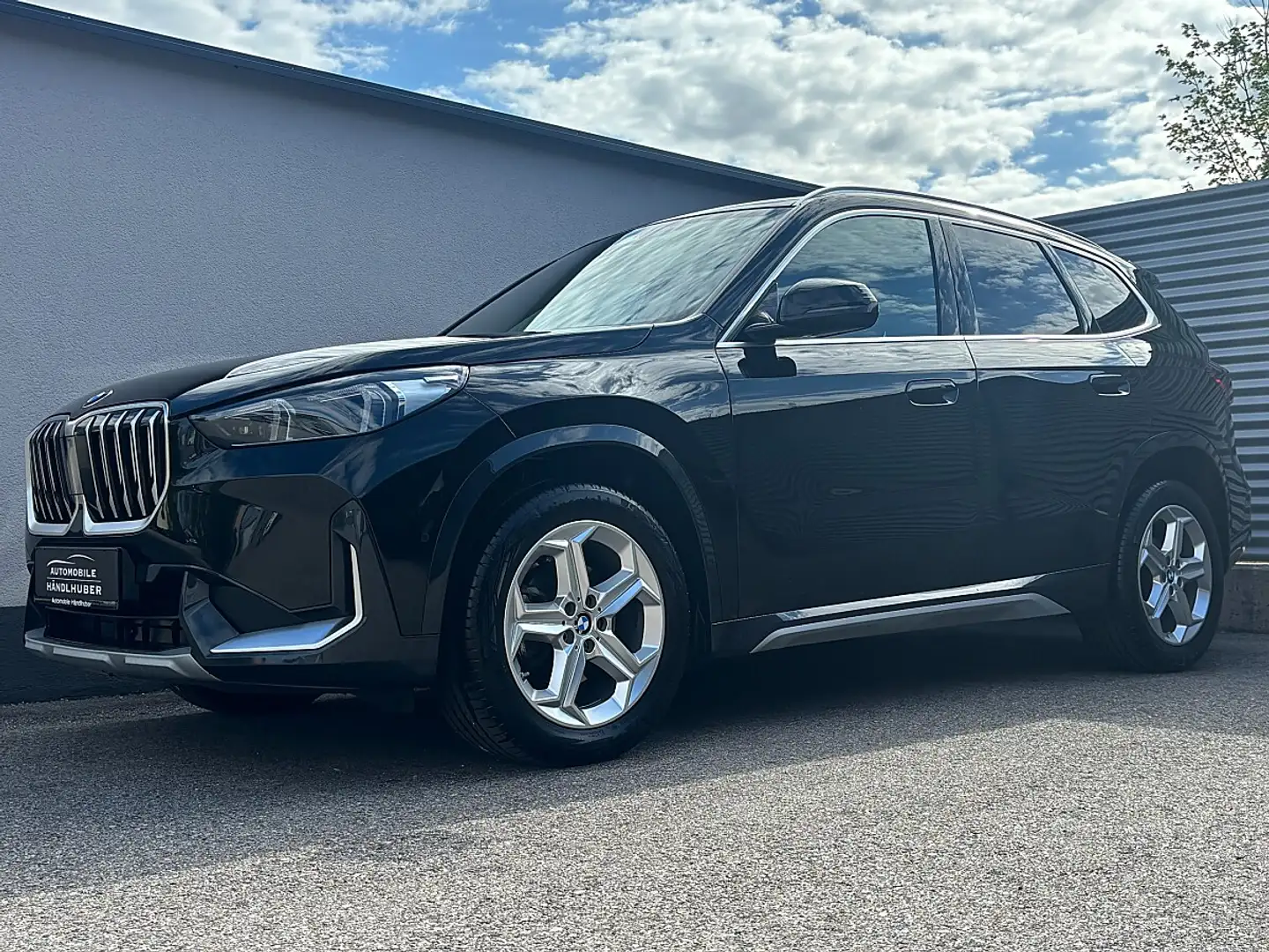BMW X1 sDrive18d Aut.XLINE/LEDER/18"/AD.LED/LRH/RÜ.KAM... Schwarz - 2