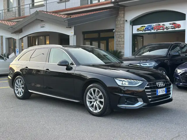 Audi A4 2.0 35 Advanced TDI 120kW 7-speed S tronic 4 doors