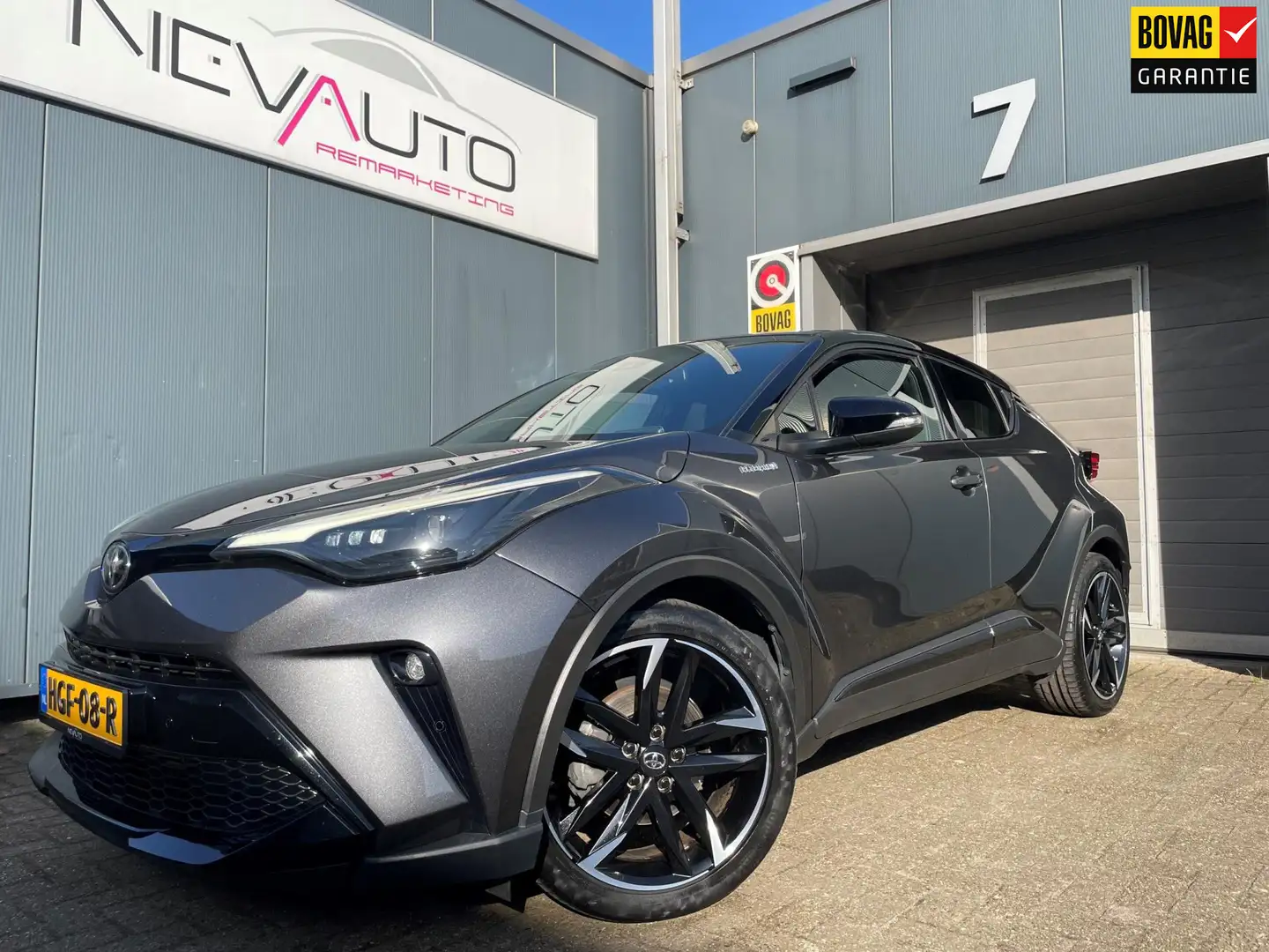 Toyota C-HR 2.0 Hybrid GR-Sport 184PK JBL APPLE CARPLAY Grijs - 1