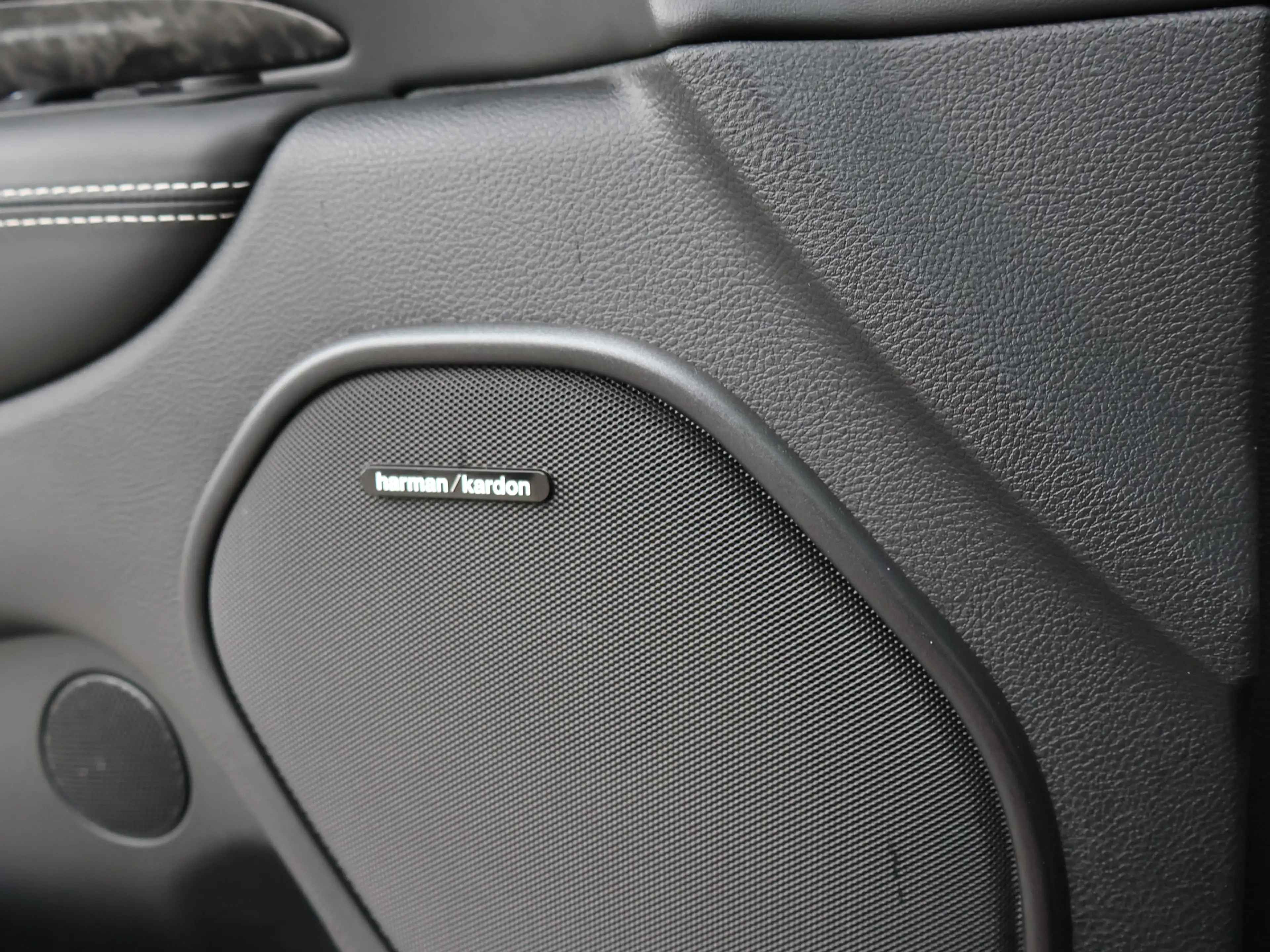 Dodge Durango SRT 6.4L 392 BlackPk-Pano-AHK-EU Navi- — photo 14