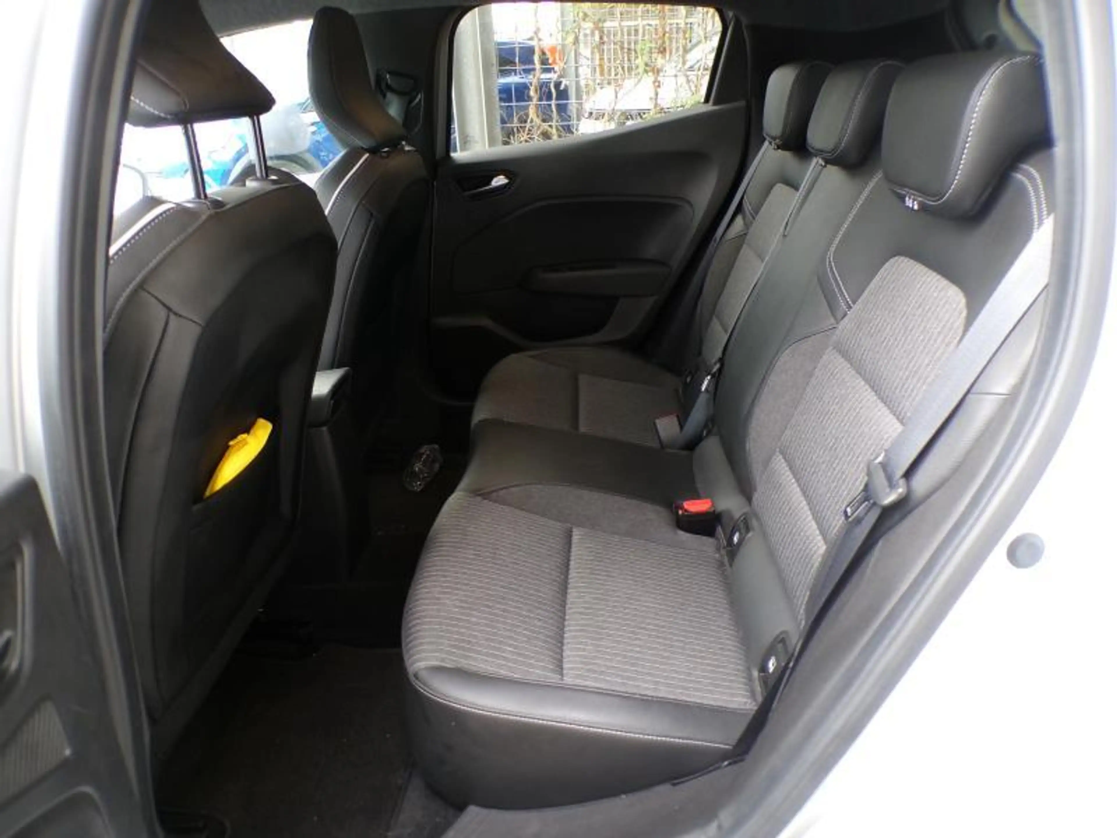 Renault Clio 1.0 91cv Gris 04/23 42.009km Airco GPS Camera — photo 8