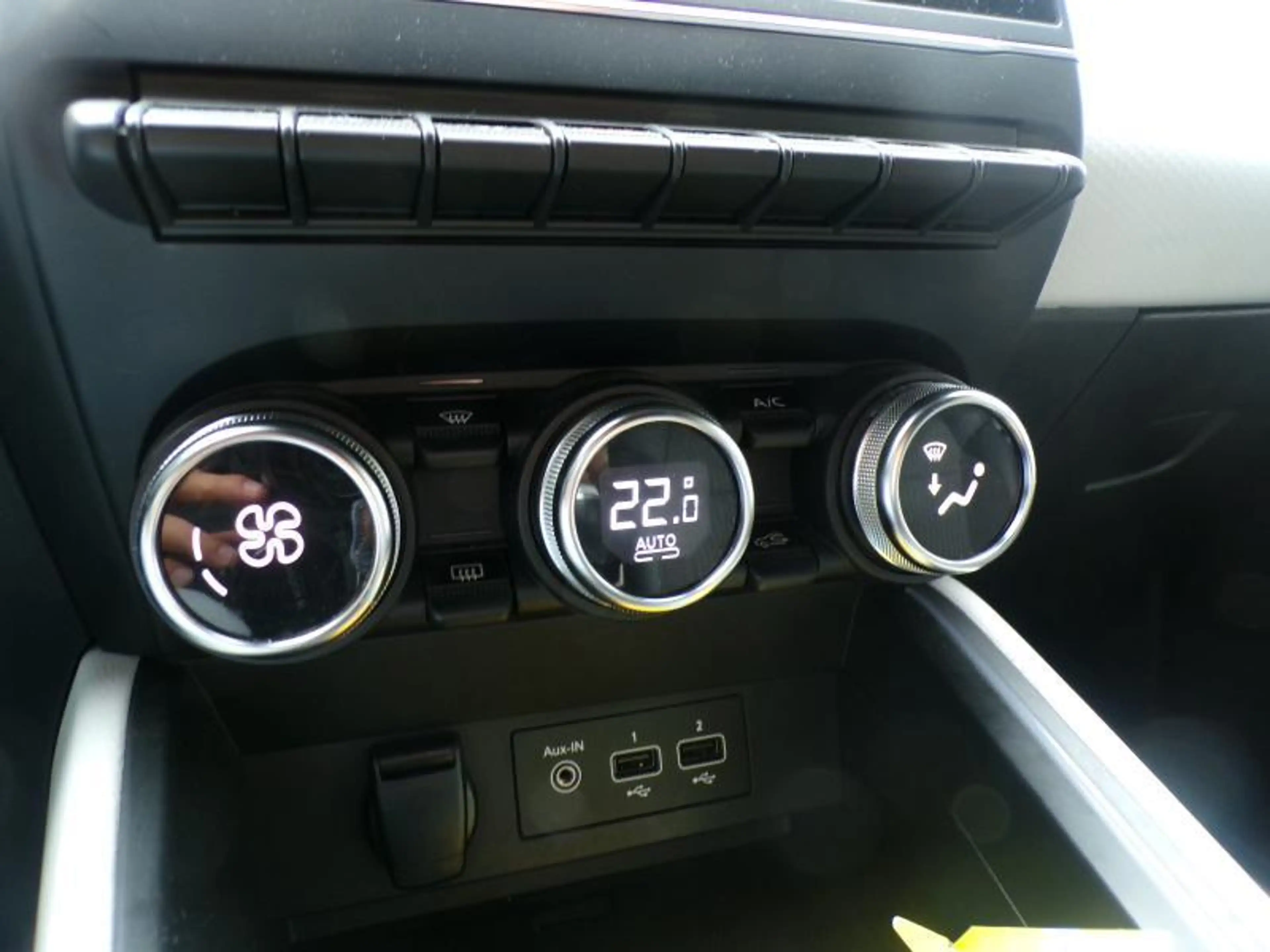 Renault Clio 1.0 91cv Gris 04/23 42.009km Airco GPS Camera — photo 13