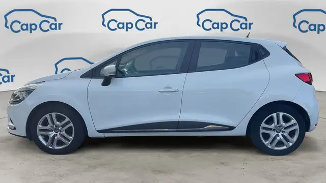 Renault Clio view 2