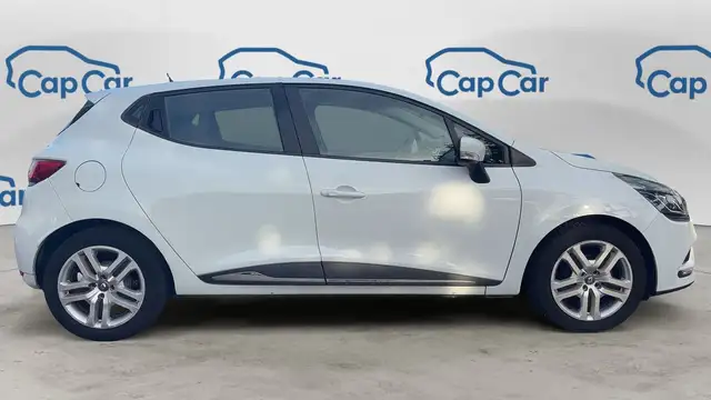 Renault Clio view 4