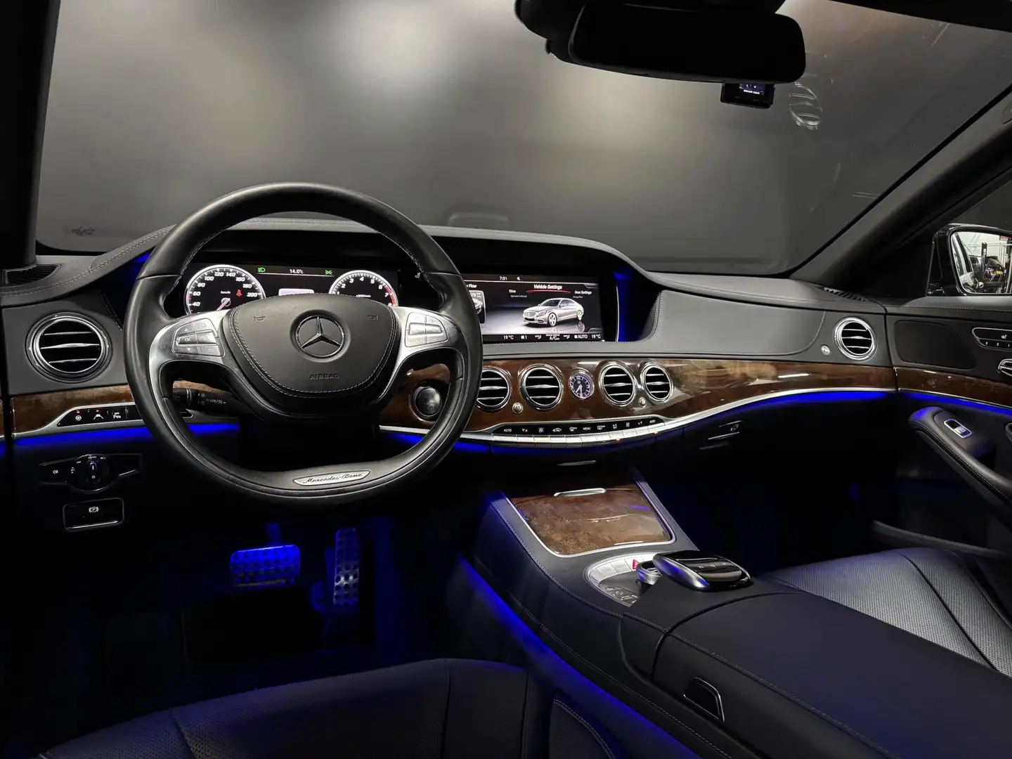 Mercedes-Benz S 400 HYBRID Prestige Plus, Luchtvering, Navi, Ambiënte Černá - 2