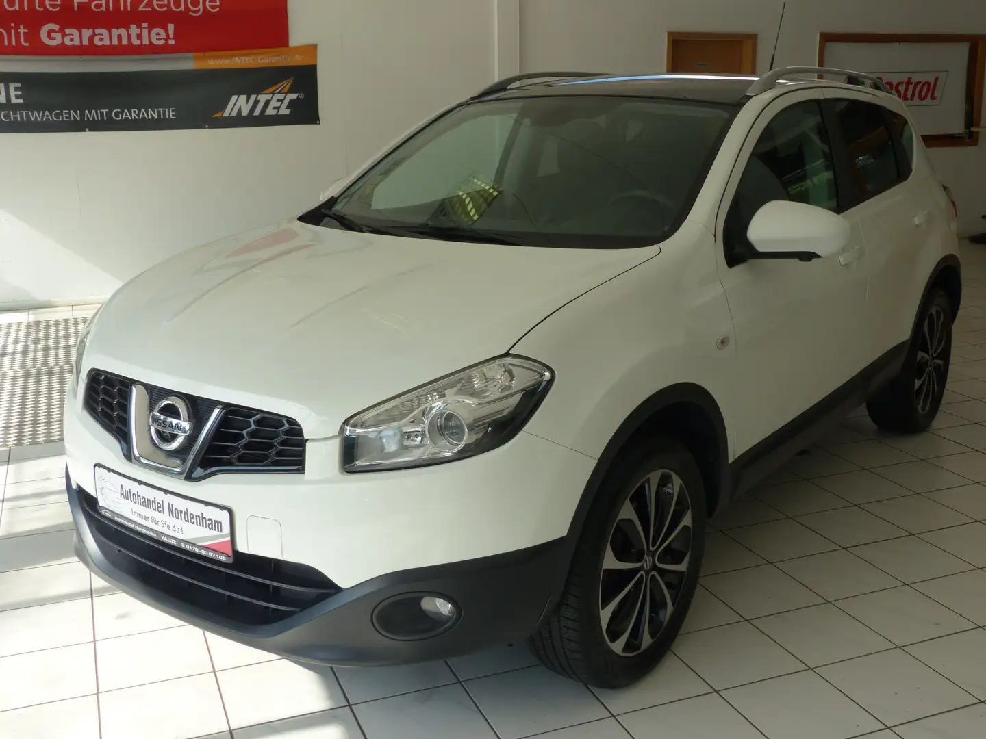 Nissan Qashqai 1.6 Acenta*KLIMAAUTOMATIK*NAVI*TÜV 11/2026* Wit - 2