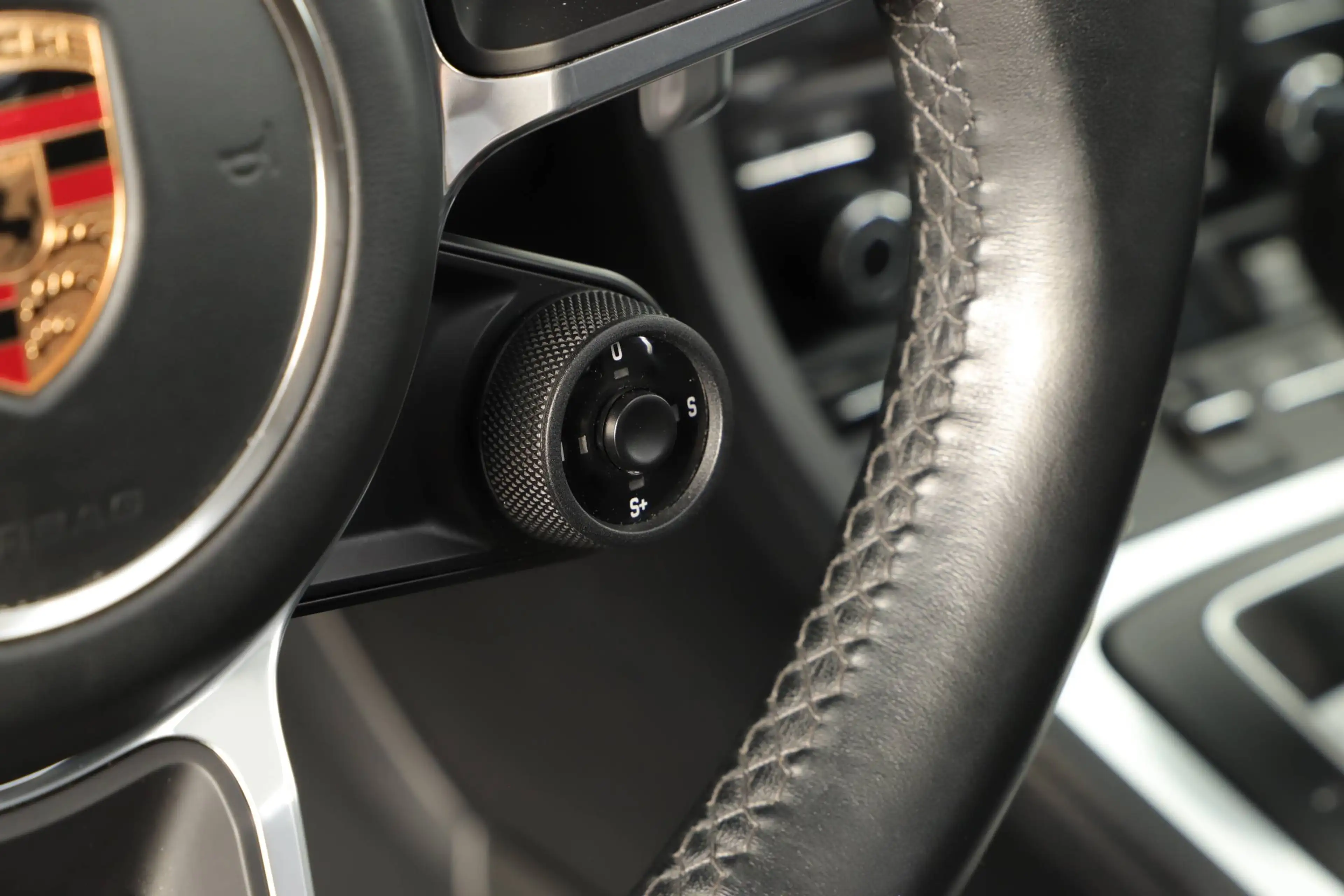 Porsche Boxster 718 Boxster S PDK KUNDENDIENST NEU APPROVED SAGA VOLLLEDER CHRONO — photo 14