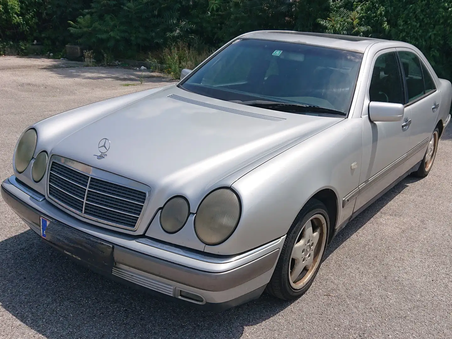 Mercedes-Benz E 290 E 290 Elegance TD Aut. Zilver - 1