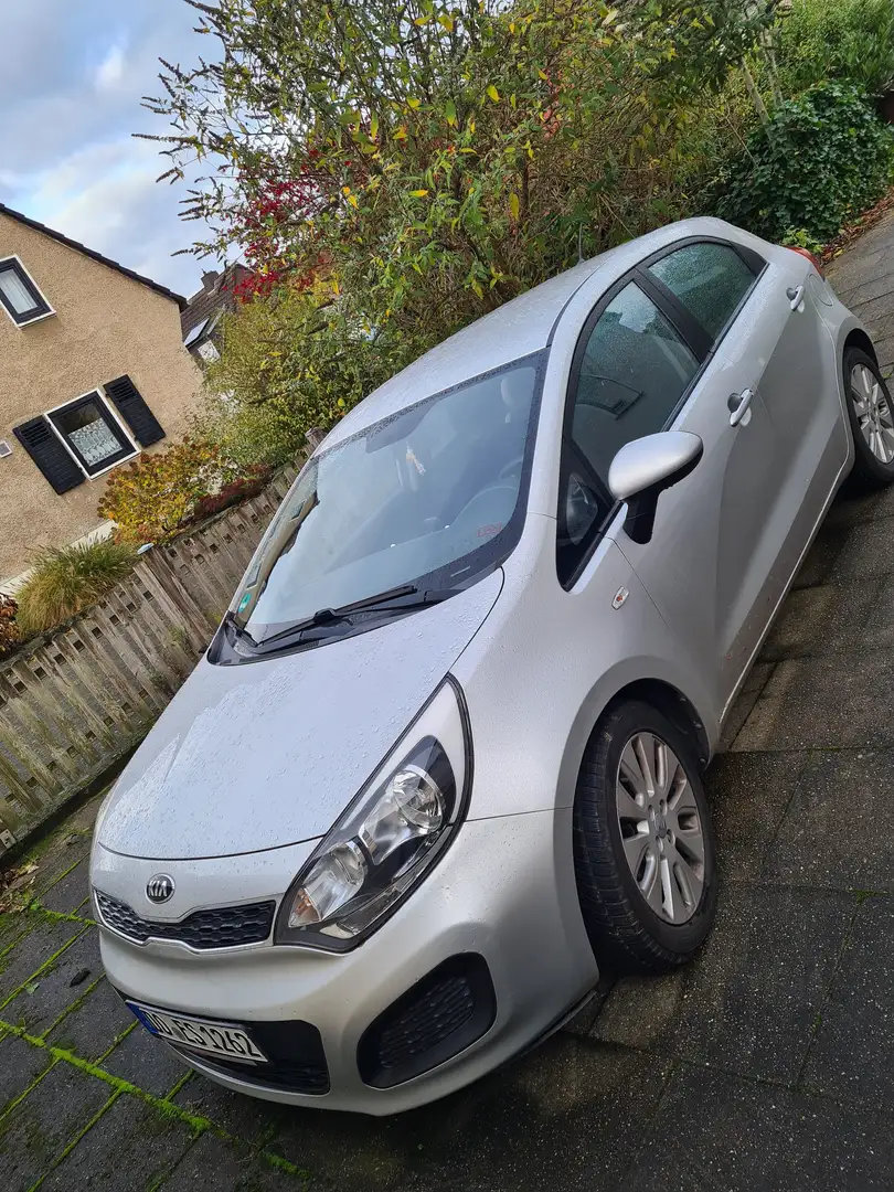 Kia Rio Rio 1.2 Edition 7 Silber - 1