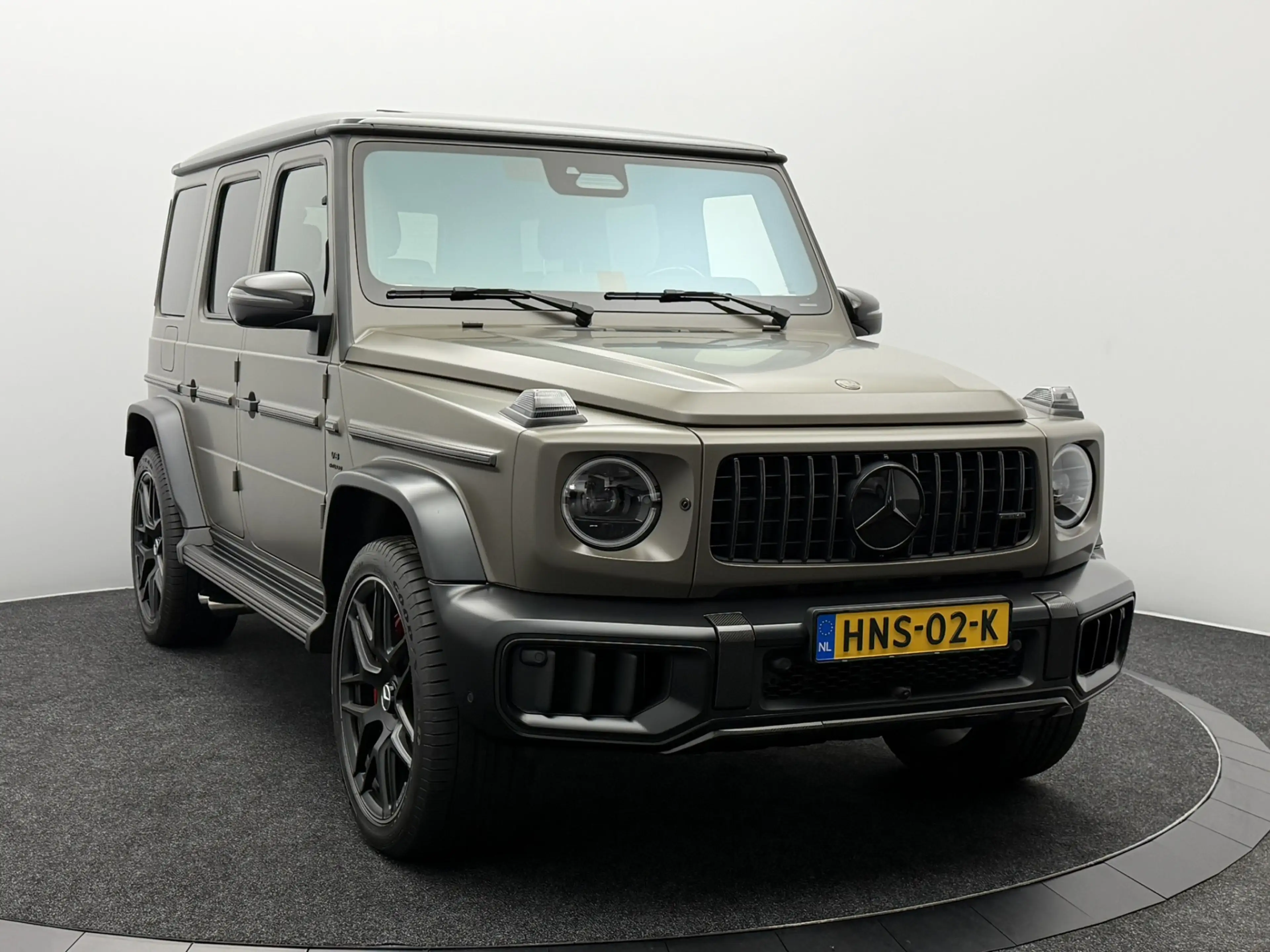 Mercedes-Benz G 63 AMG MY25 | AMG Performance Carbon Pack | Full Options — photo 14