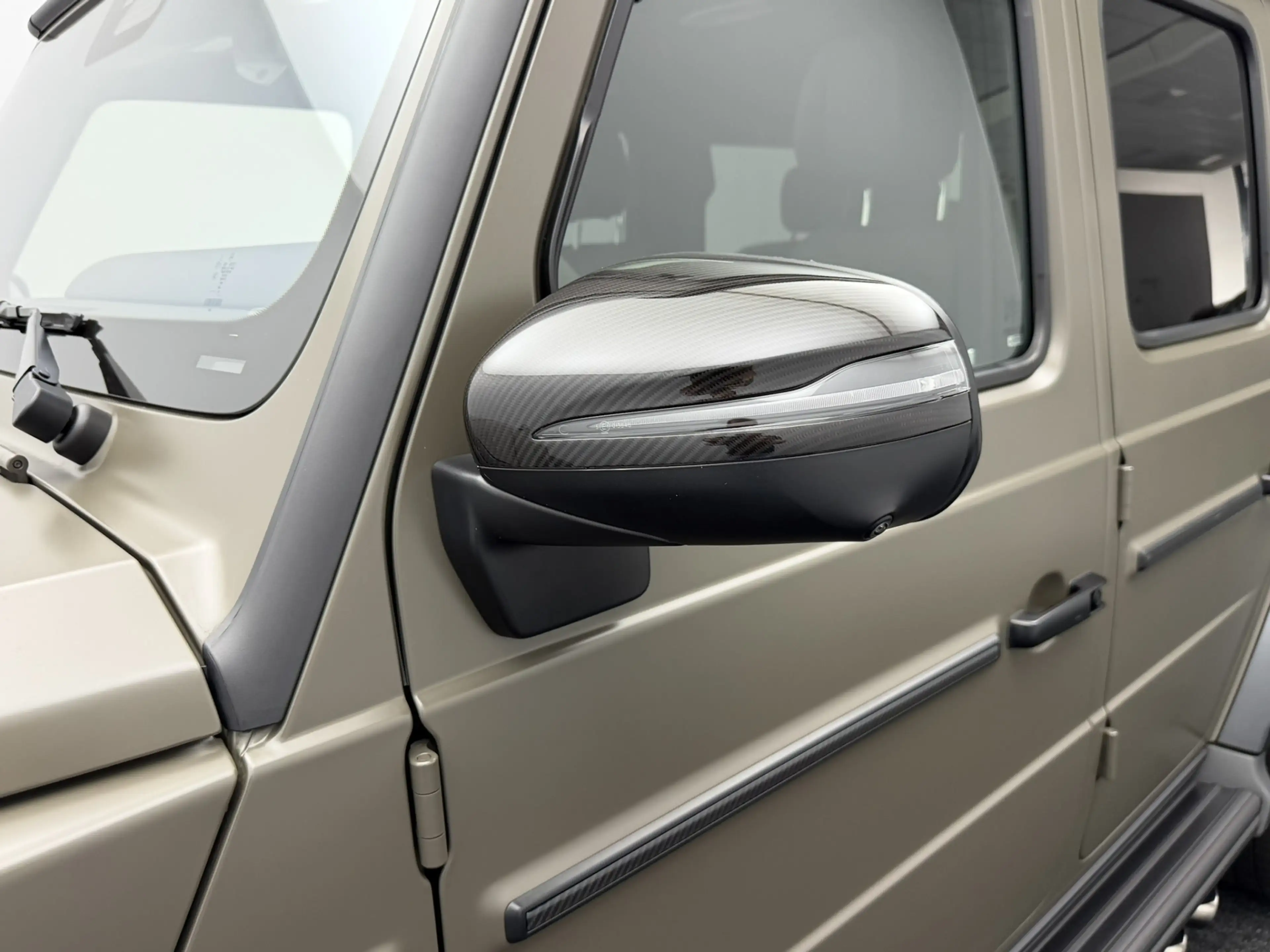 Mercedes-Benz G 63 AMG MY25 | AMG Performance Carbon Pack | Full Options — photo 5