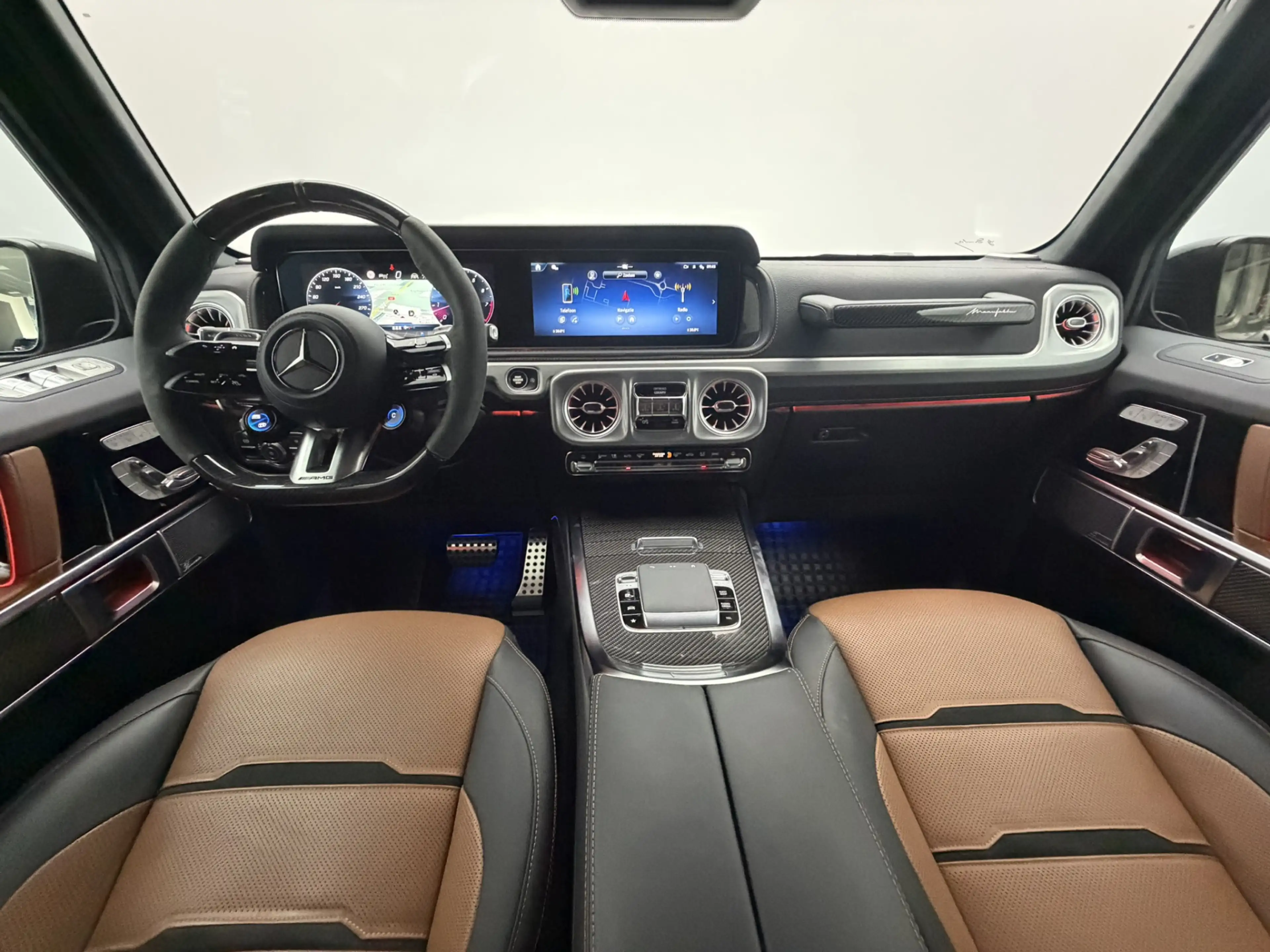 Mercedes-Benz G 63 AMG MY25 | AMG Performance Carbon Pack | Full Options — photo 2