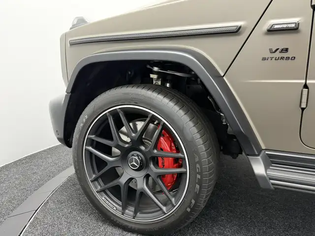 Mercedes-Benz G-Class view 9