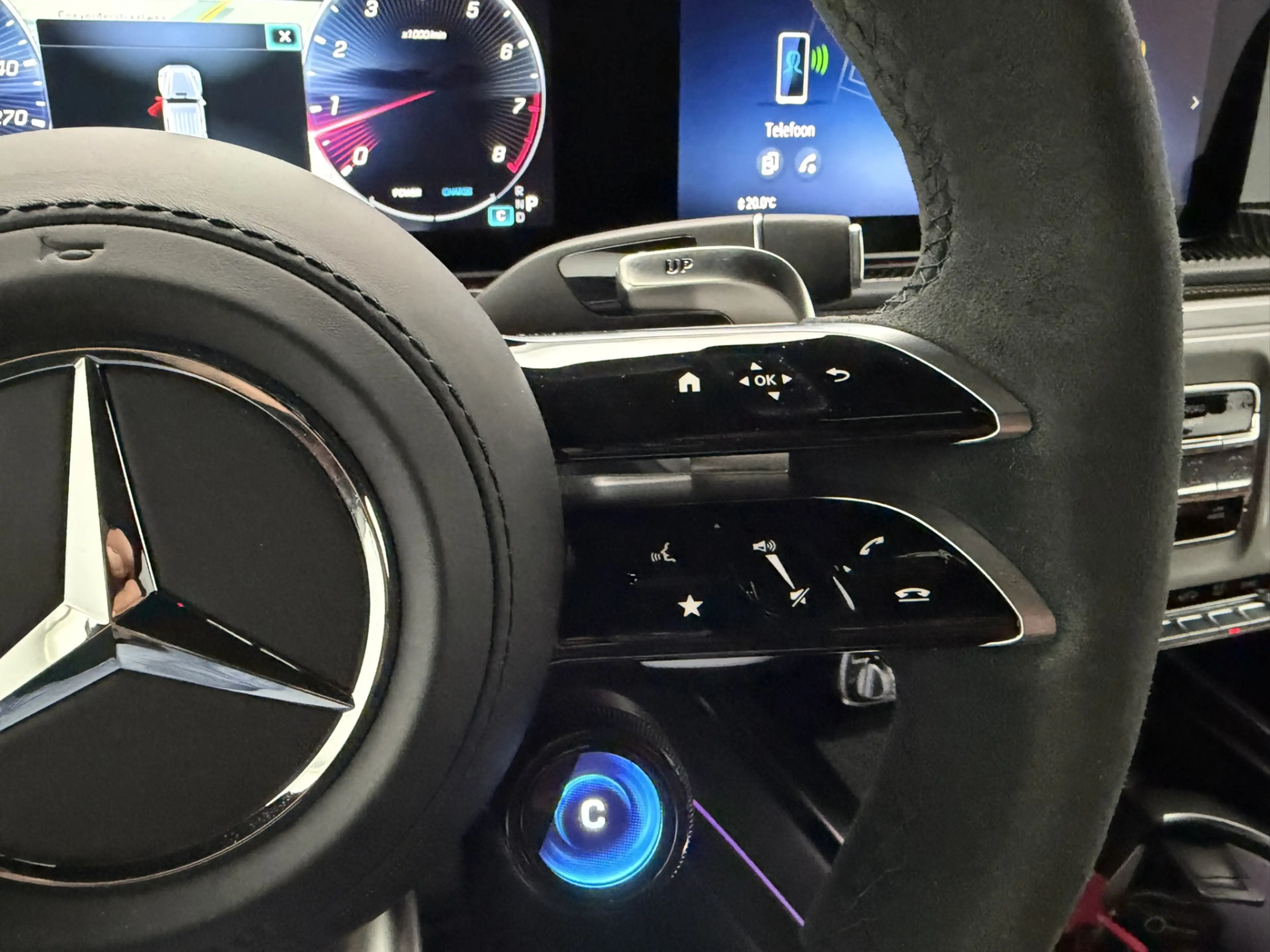 Mercedes-Benz G 63 AMG MY25 | AMG Performance Carbon Pack | Full Options — photo 19