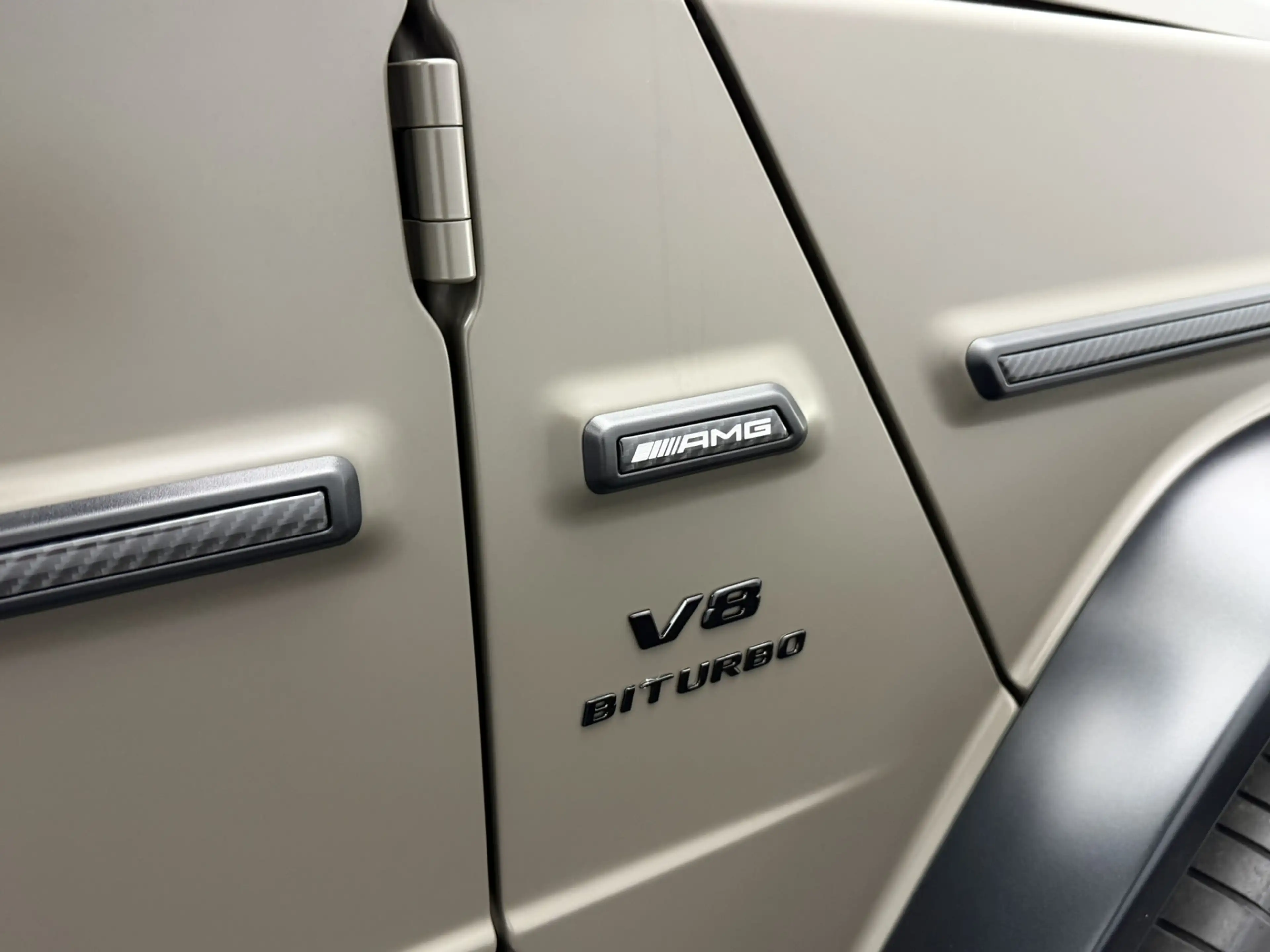 Mercedes-Benz G 63 AMG MY25 | AMG Performance Carbon Pack | Full Options — photo 34