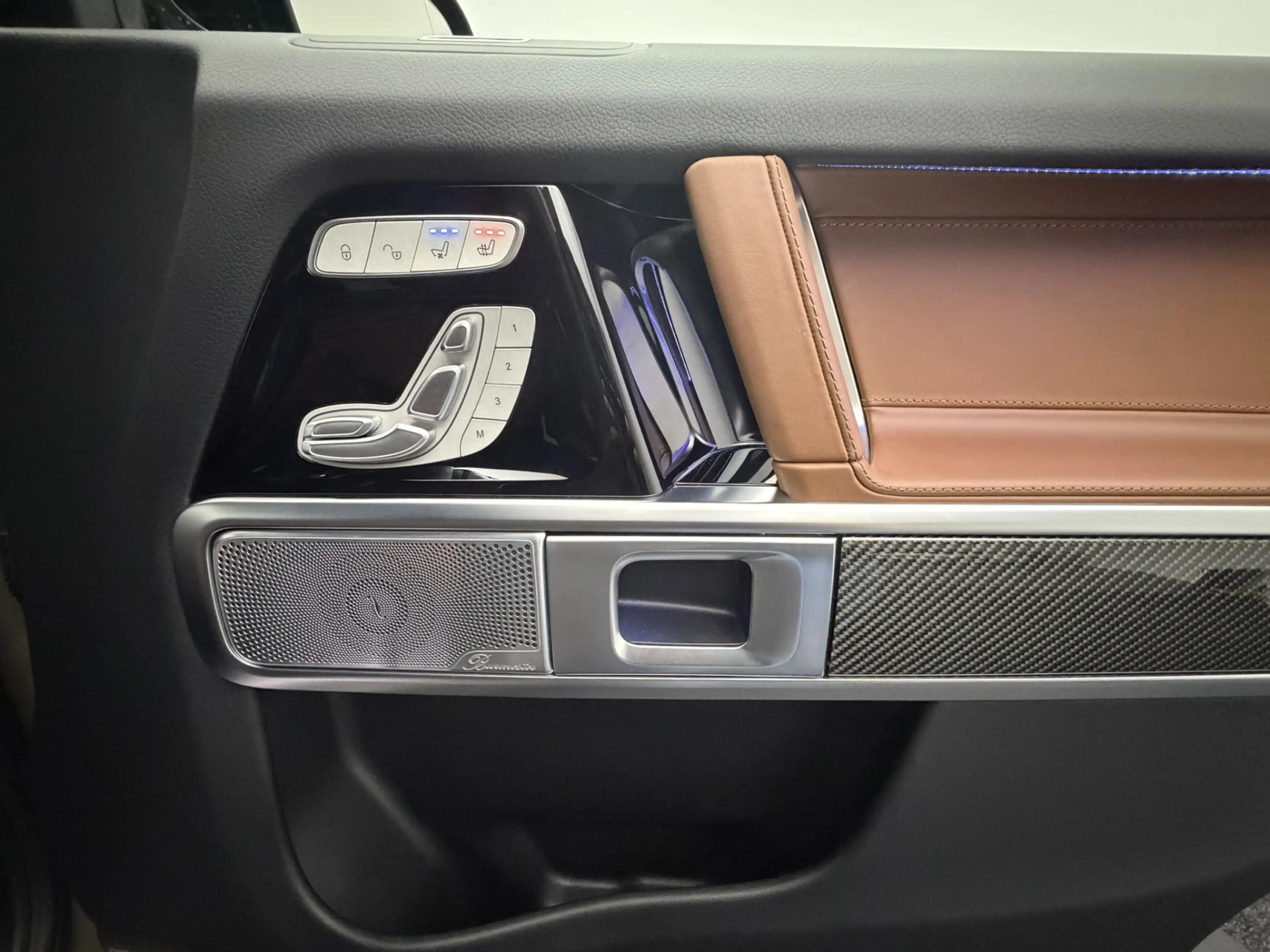 Mercedes-Benz G 63 AMG MY25 | AMG Performance Carbon Pack | Full Options — photo 21