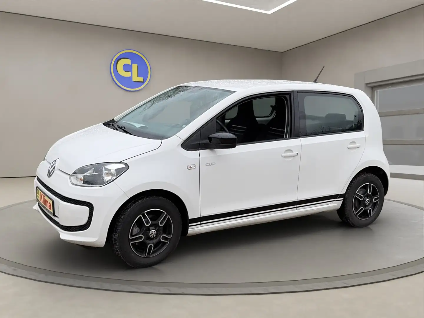 Volkswagen up! Sondermodell Cup Weiß - 2