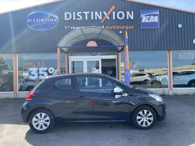 Peugeot 208 view 19