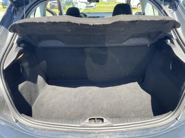 Peugeot 208 view 21