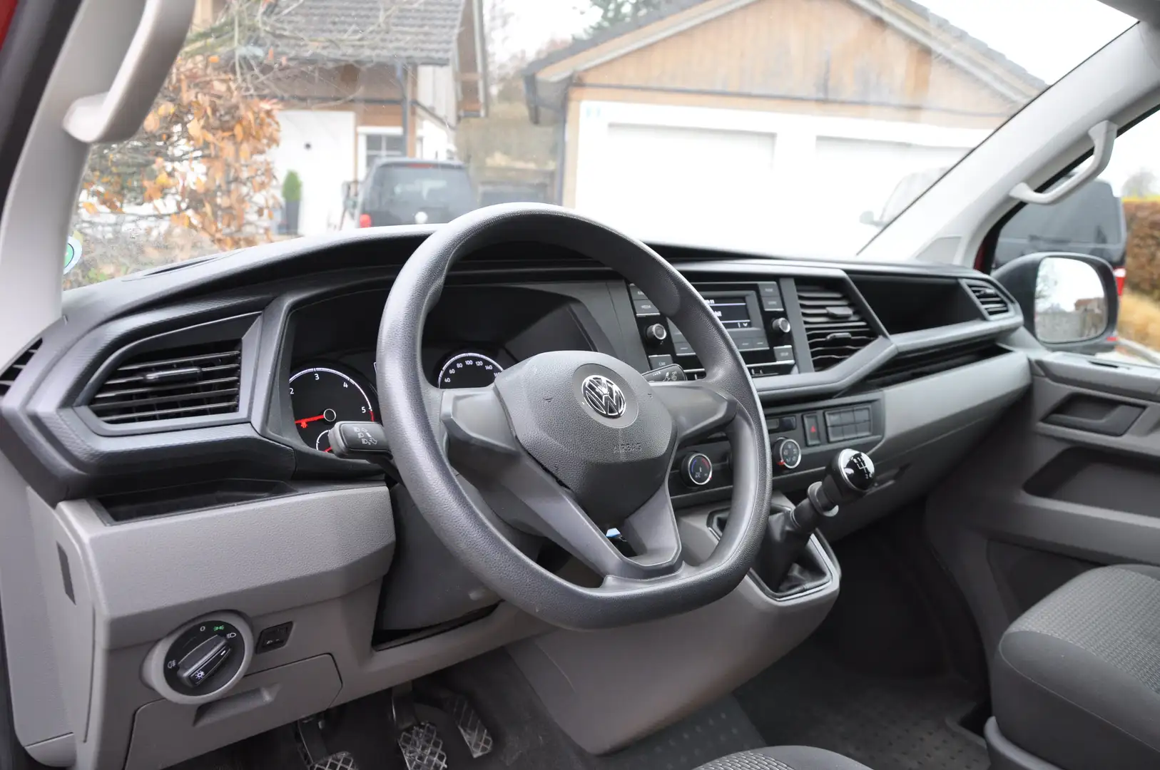 Volkswagen T6.1 Transporter Rot - 2