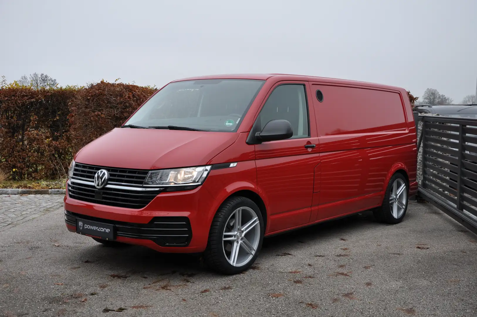 Volkswagen T6.1 Transporter Rot - 1