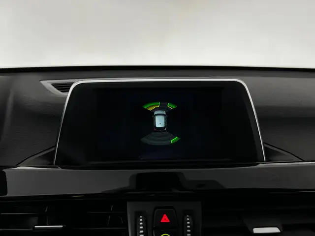 BMW X1 view 16