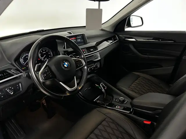 BMW X1 view 9