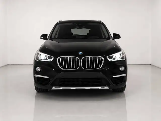 BMW X1 view 2