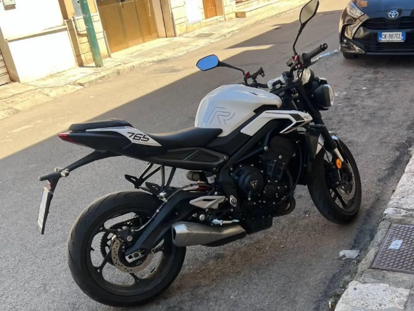 Triumph Street Triple 765 R Wit - 1