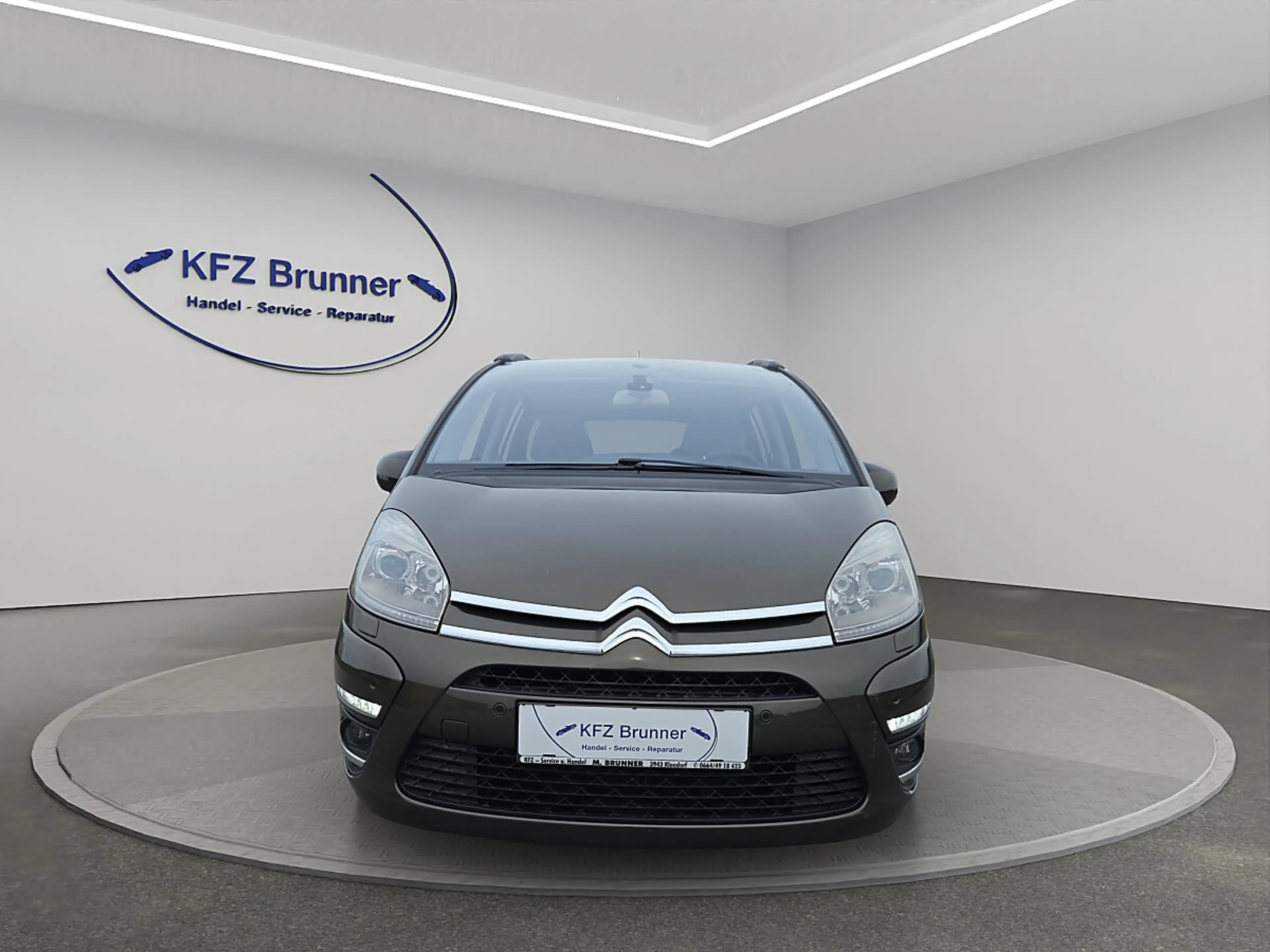 Citroen Grand C4 Picasso 2,0 HDi FAP Exclusive Aut. — photo 10