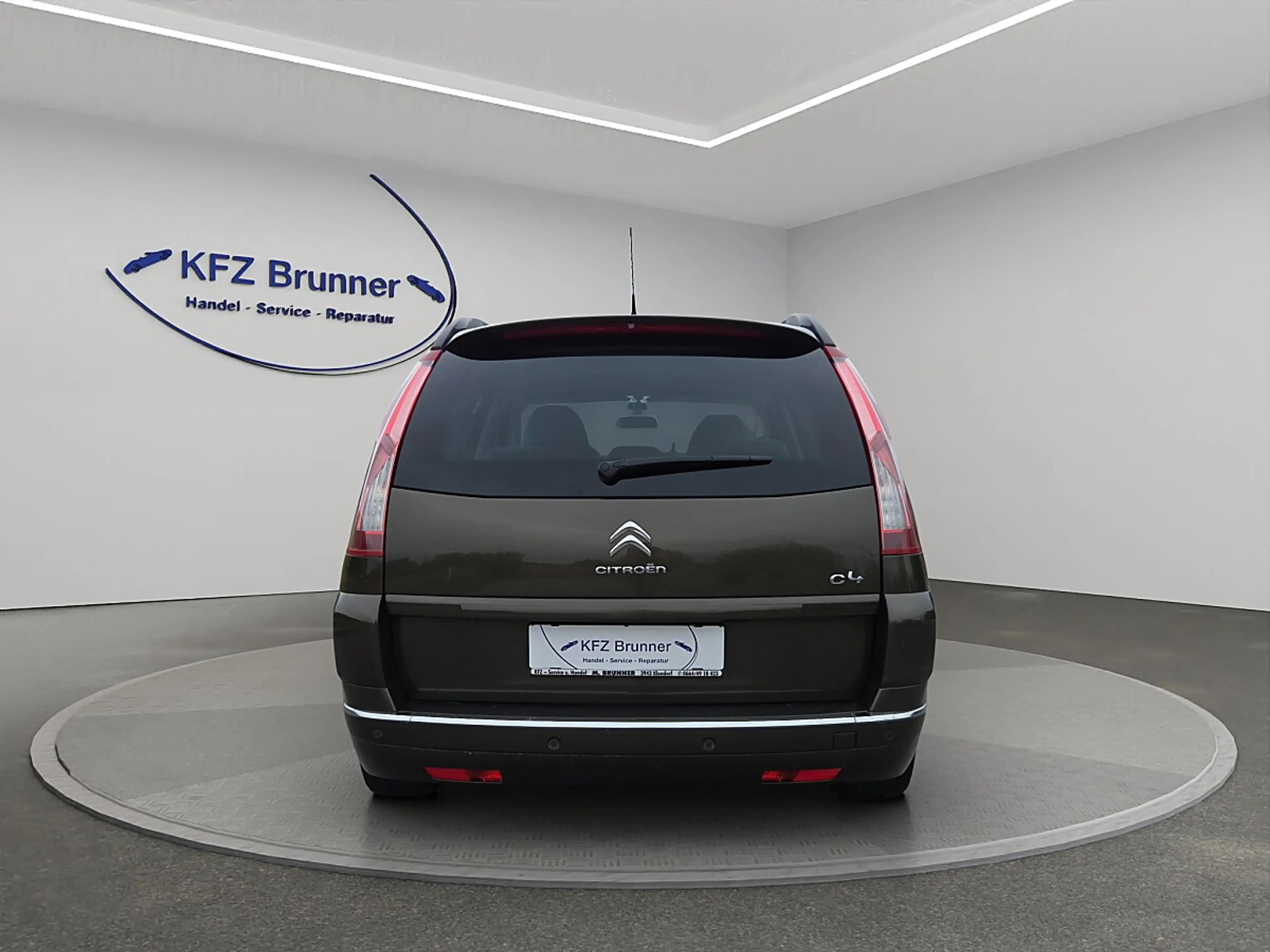Citroen Grand C4 Picasso 2,0 HDi FAP Exclusive Aut. — photo 5