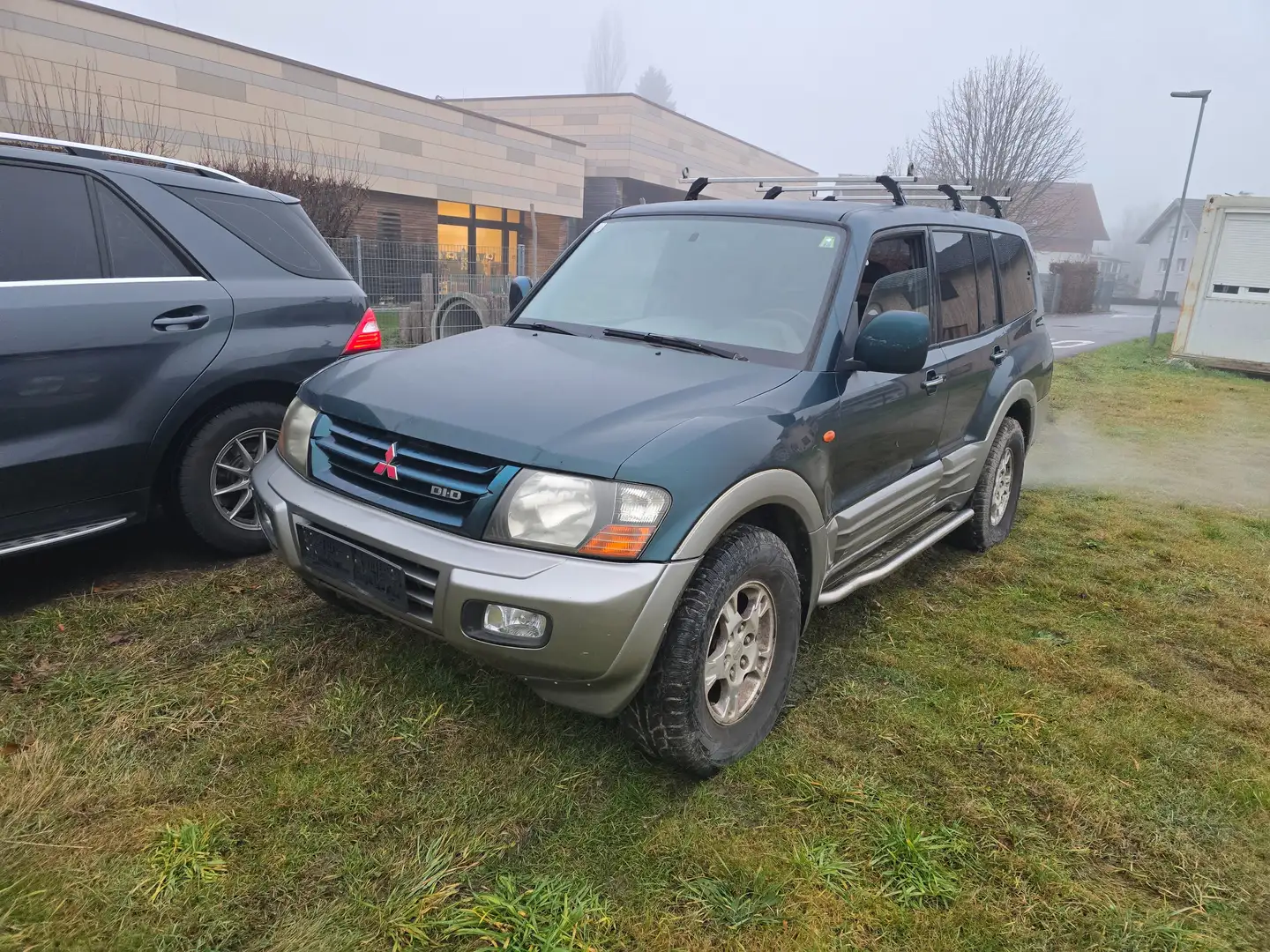 Mitsubishi Pajero 3.2 DI-D Avance (5-trg.) - 1