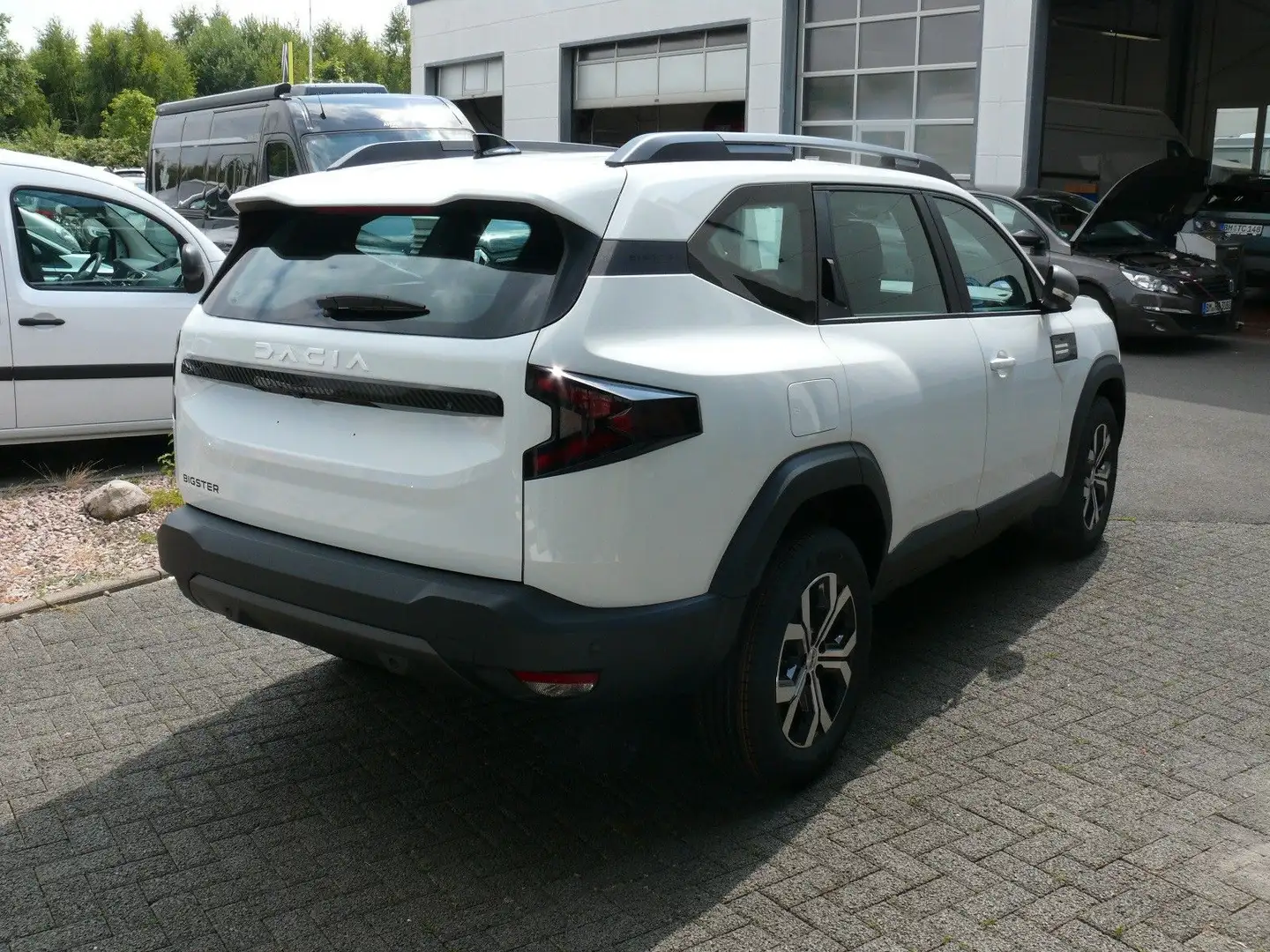 Dacia Bigster TCe 140 Expression,Klima,PDC,Kam,Sitz,CP Blanc - 2