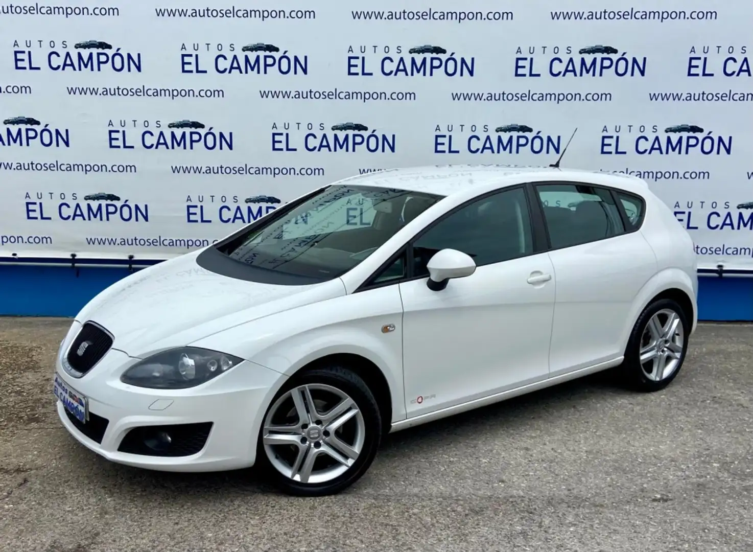 SEAT Leon 1.6TDI CR Reference Copa Blanco - 1