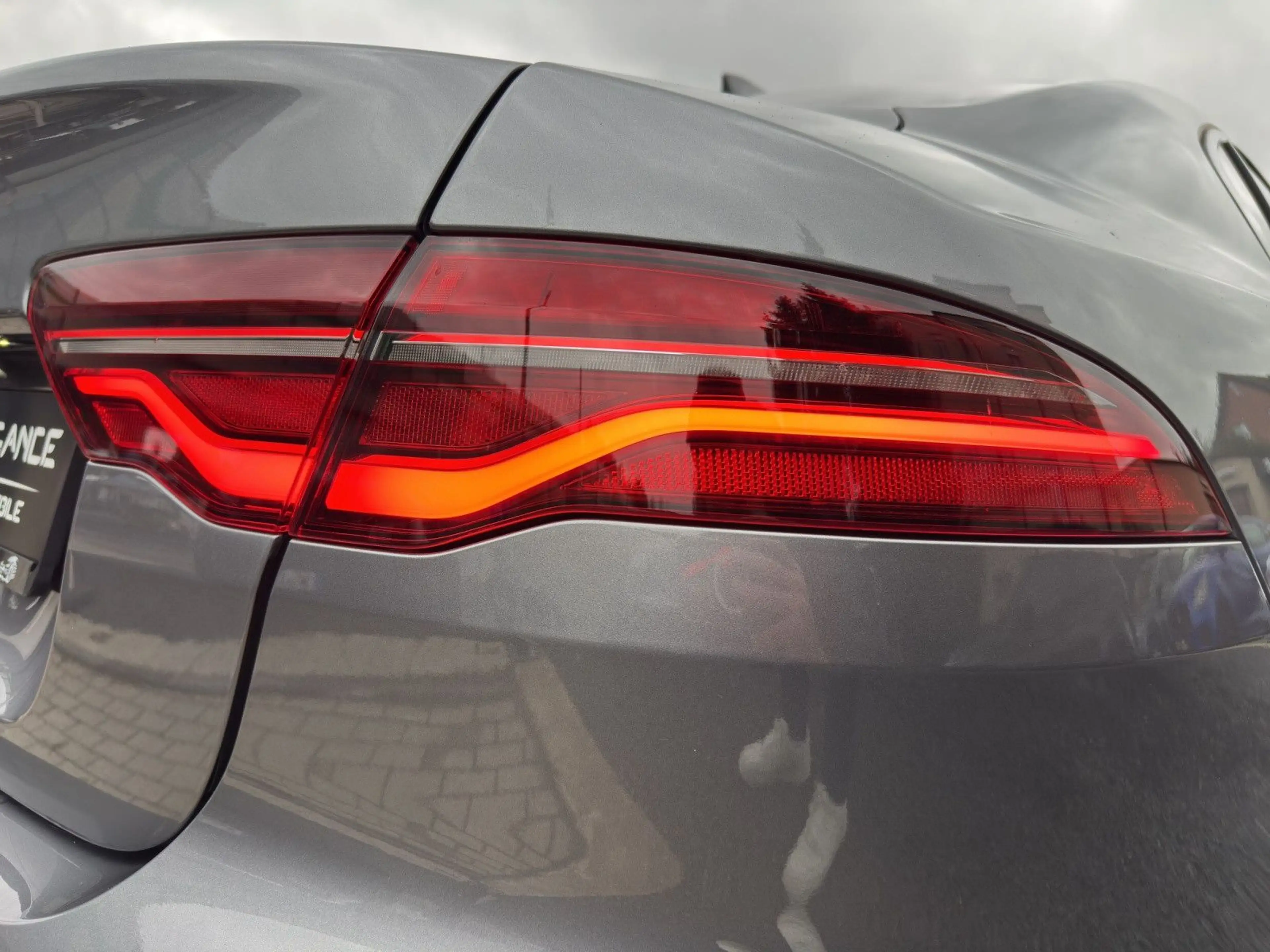Jaguar XE R-Dynamic HSE*LED*1H*Black Pack*360°Kamera — photo 11