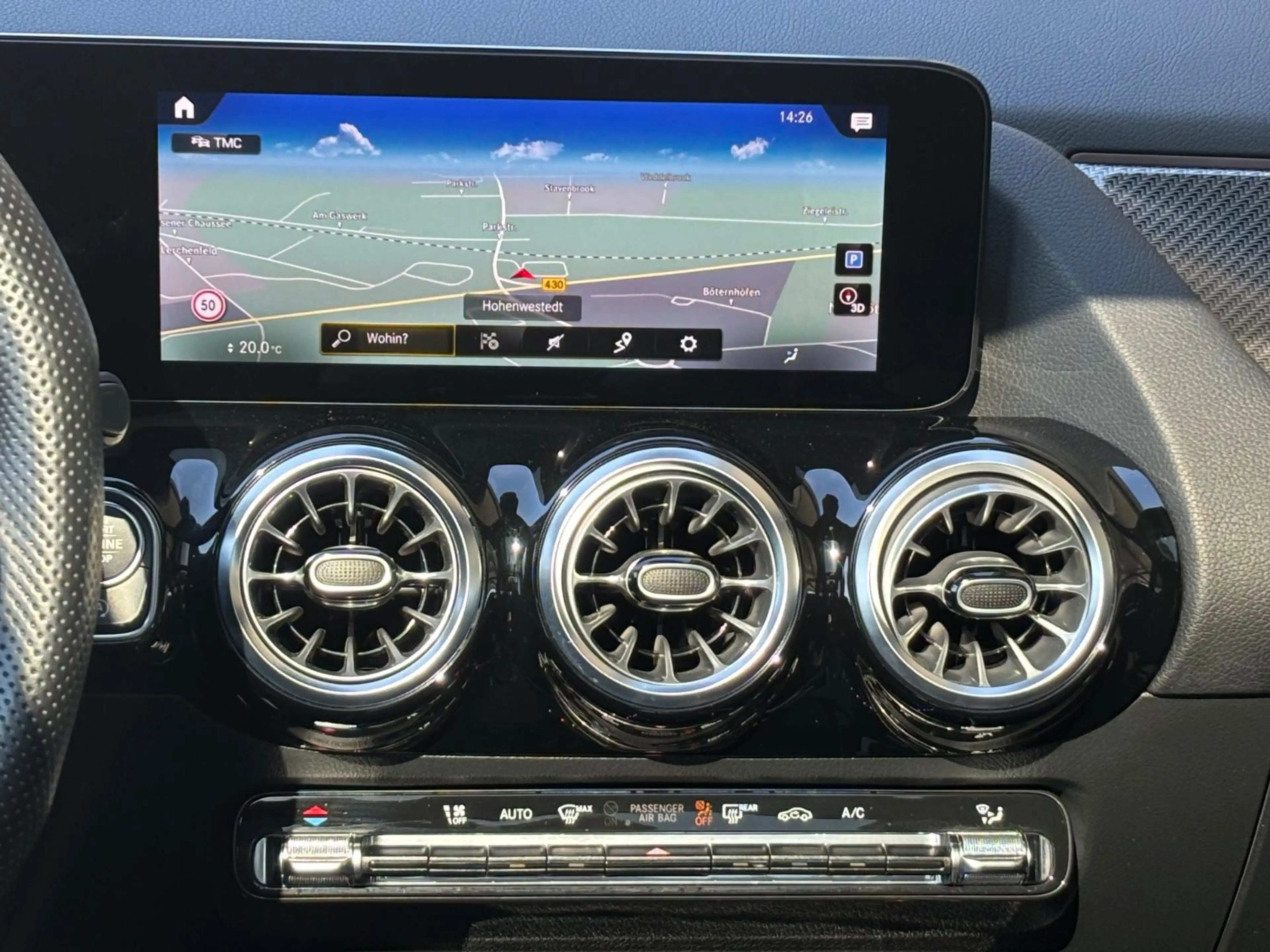 Mercedes-Benz GLA 35 AMG 4Matic ACC/Night/Pano/Navi/360°/MBUX — photo 10