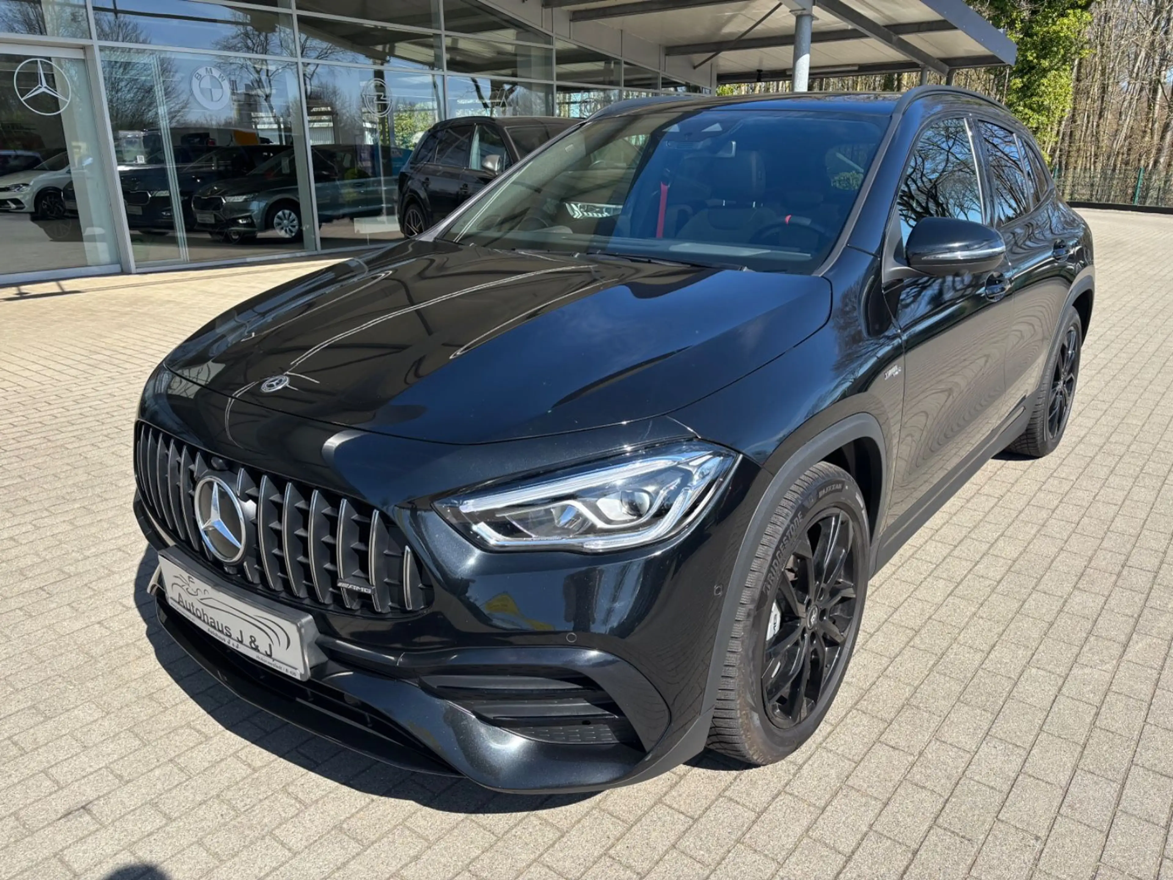 Mercedes-Benz GLA 35 AMG 4Matic ACC/Night/Pano/Navi/360°/MBUX