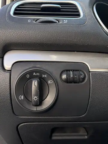 Volkswagen Golf view 12