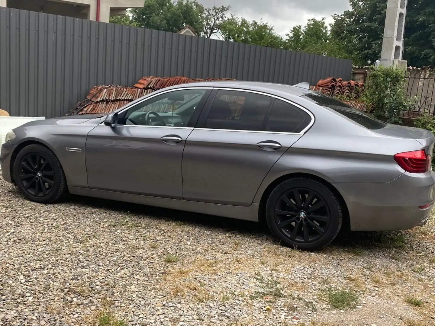 BMW 530 530d Aut. Gri - 2