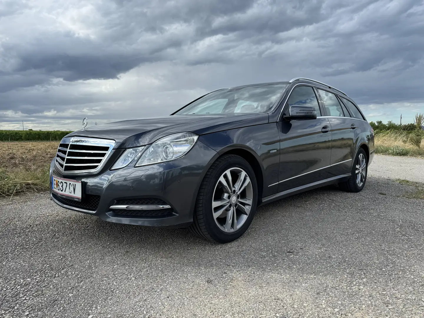 Mercedes-Benz E 220 T Avantgarde CDI Aut. - 1