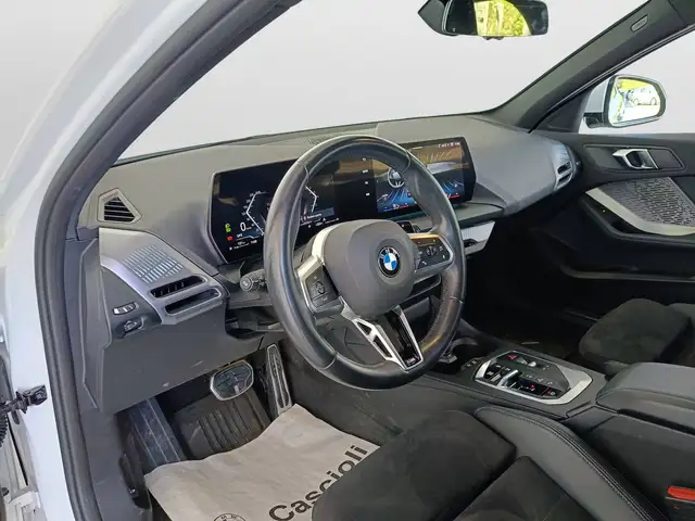 BMW 1 Series view 7