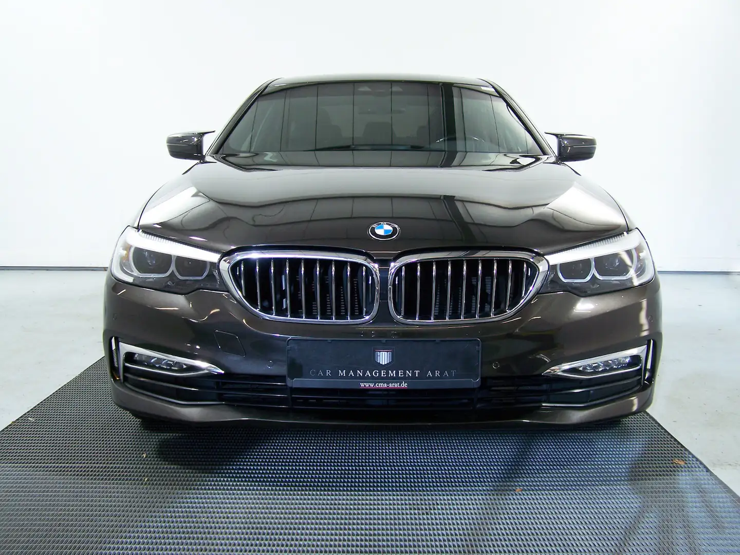 BMW 530 530d Luxury Line LED+SCHIEBD+HEAD+AMBI+NAV+PDC Bruin - 2