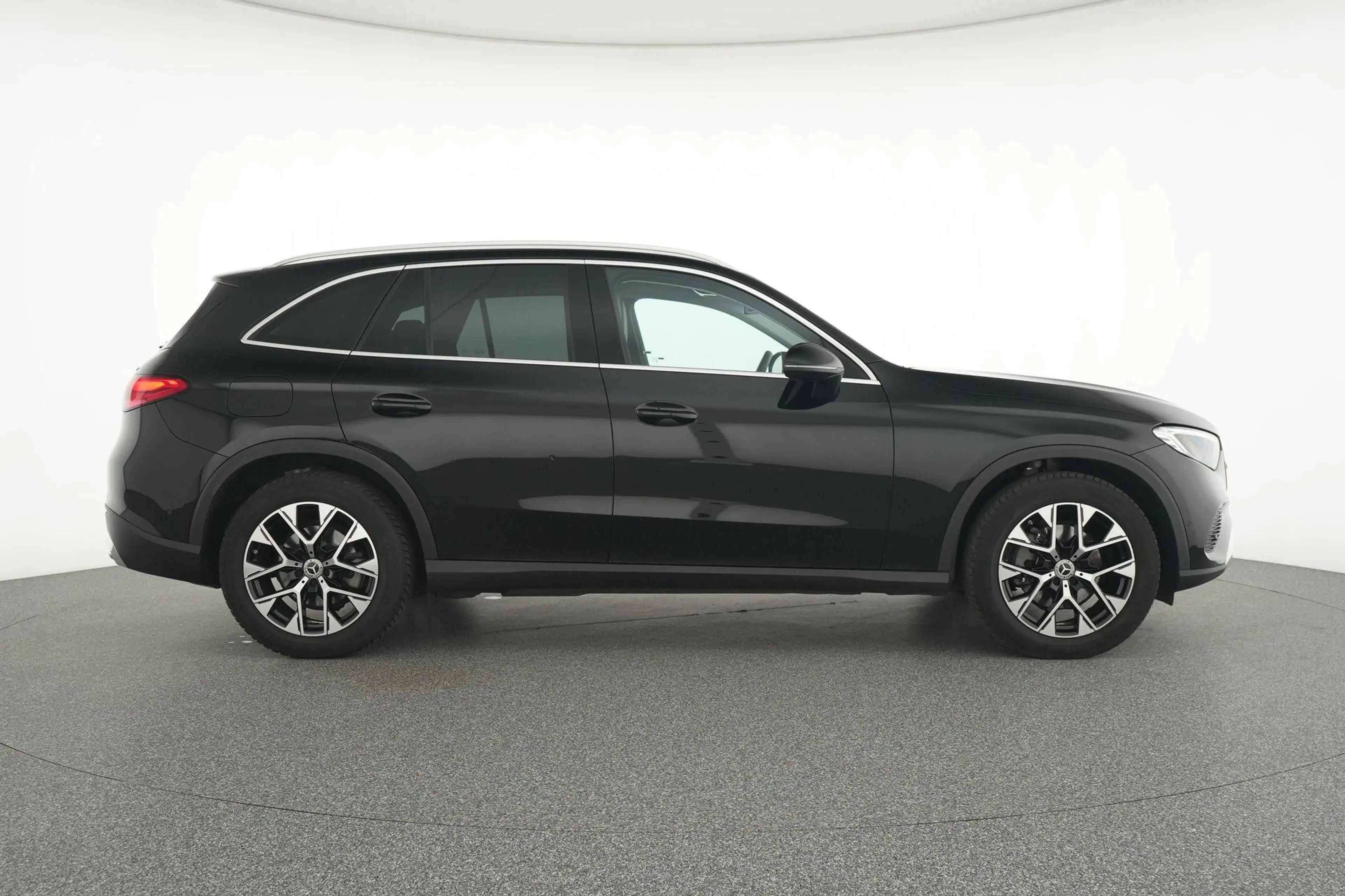 Mercedes-Benz GLC 220 SUV d 4MATIC Luxury Line 220d 4MATIC Luxury Line — photo 9