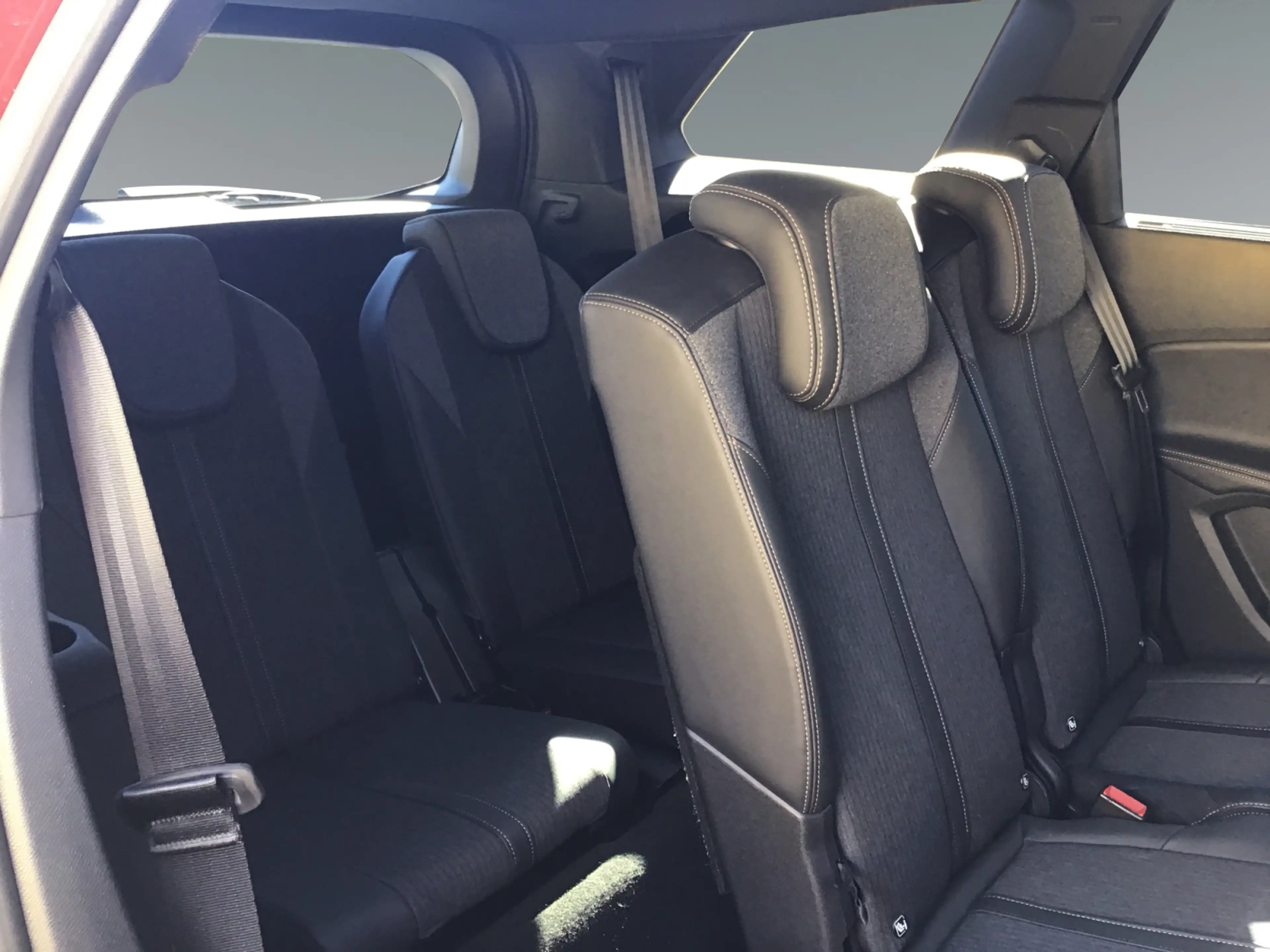 Peugeot 5008 1,5  GT-Line  7-Sitzer! — photo 13