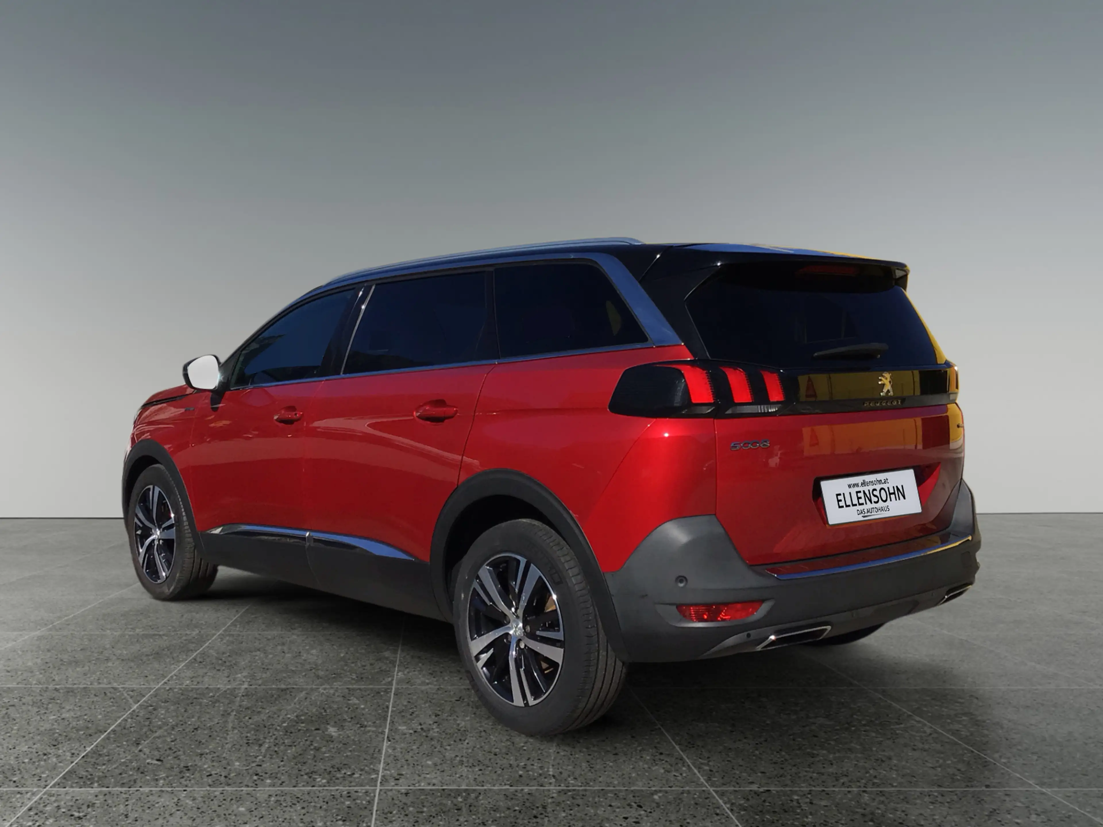 Peugeot 5008 1,5  GT-Line  7-Sitzer! — photo 3